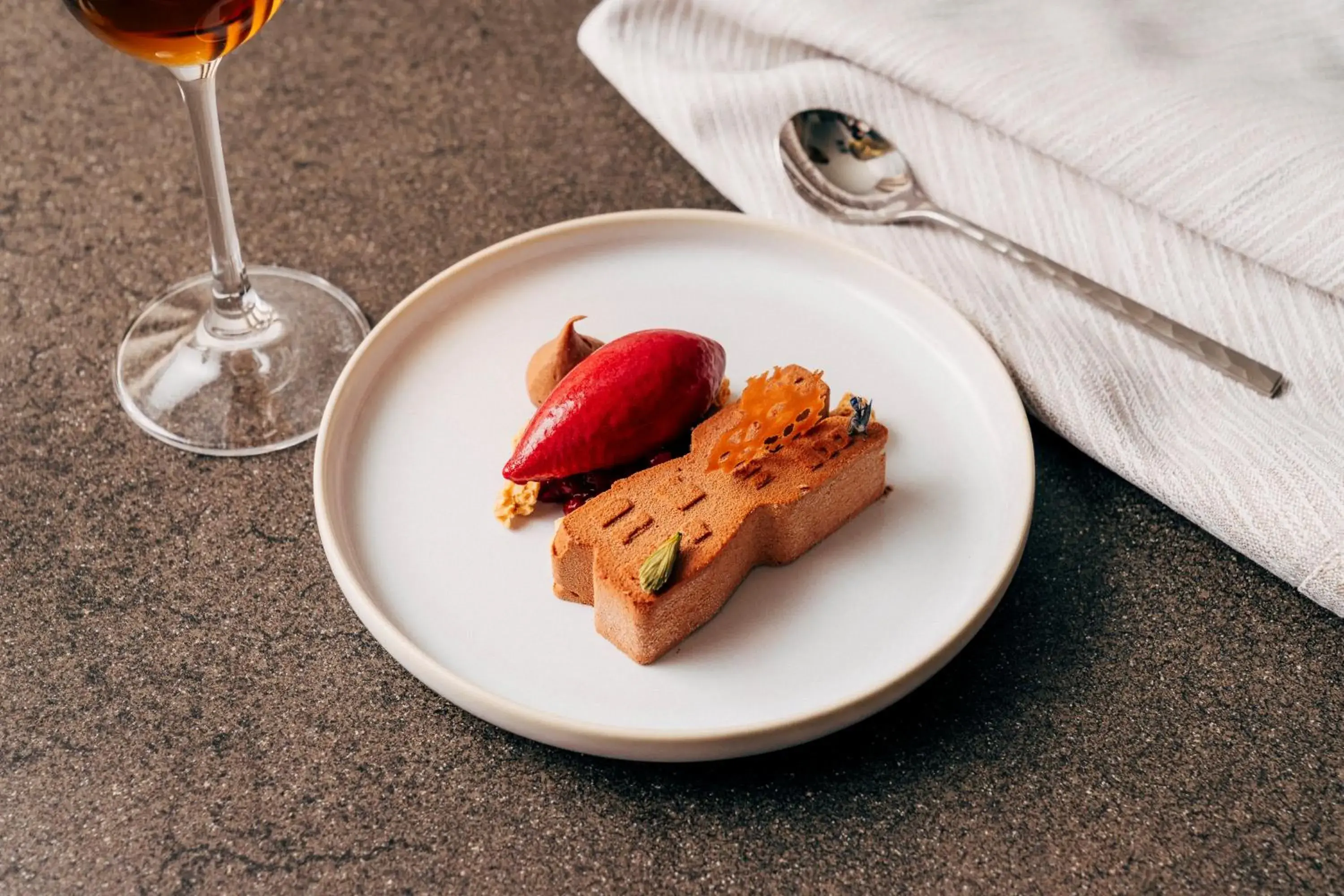 Food and drinks in Solo Sokos Hotel Pier 4 Food and drinks in Solo Sokos Hotel Pier 4