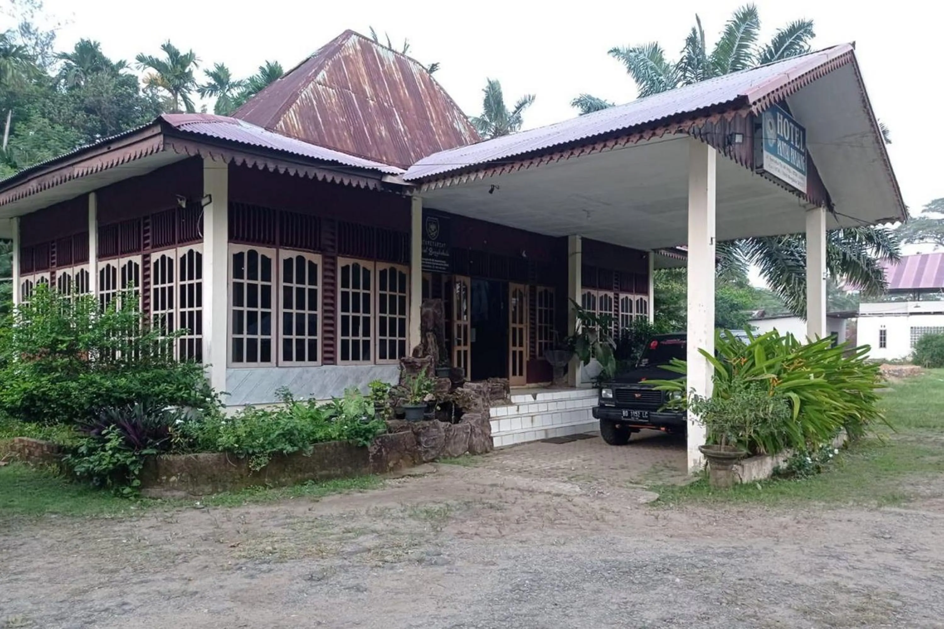 Property building in Hotel Pantai Panjang Bengkulu RedPartner