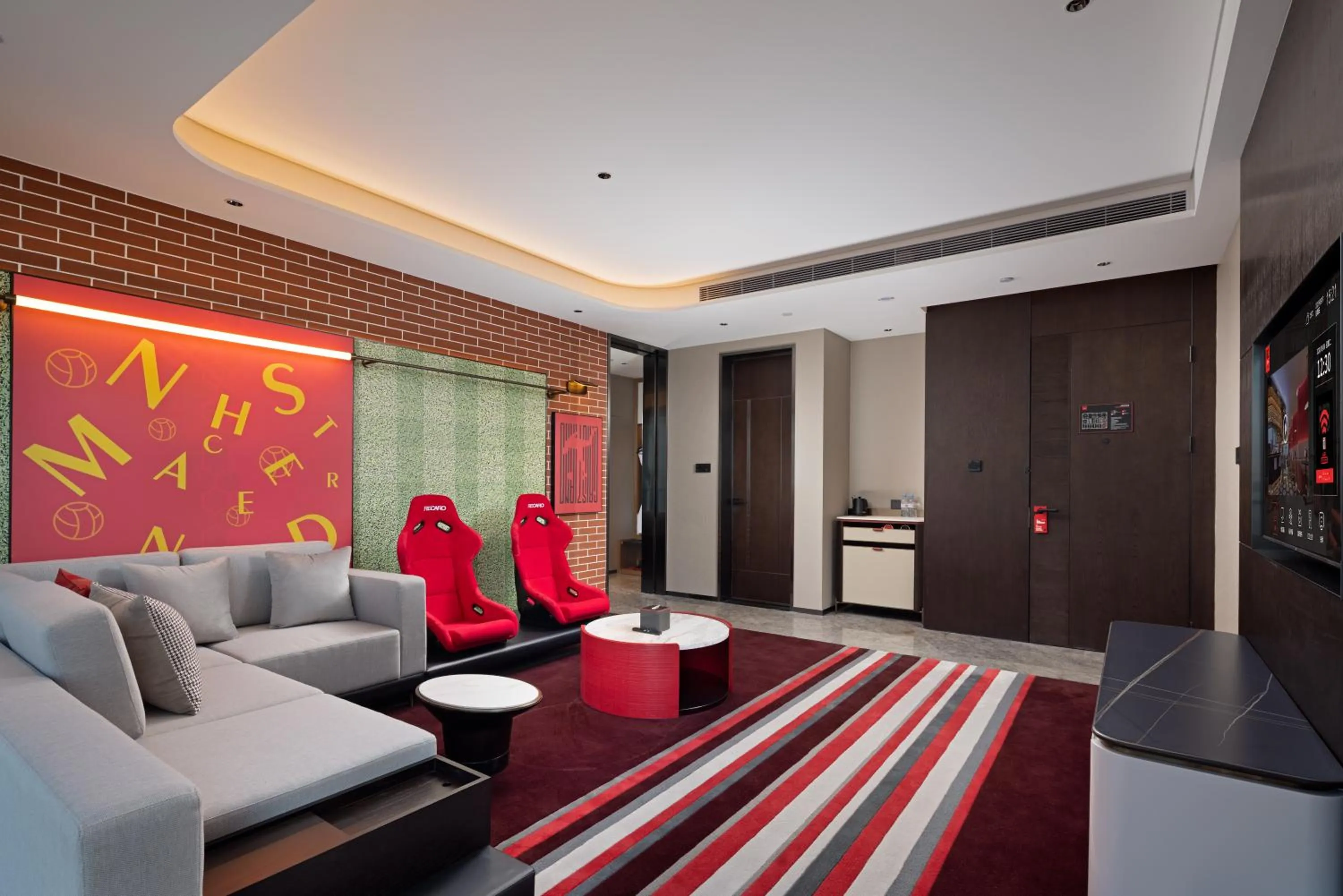 Living room in Radisson Red Guangzhou South Railway Station