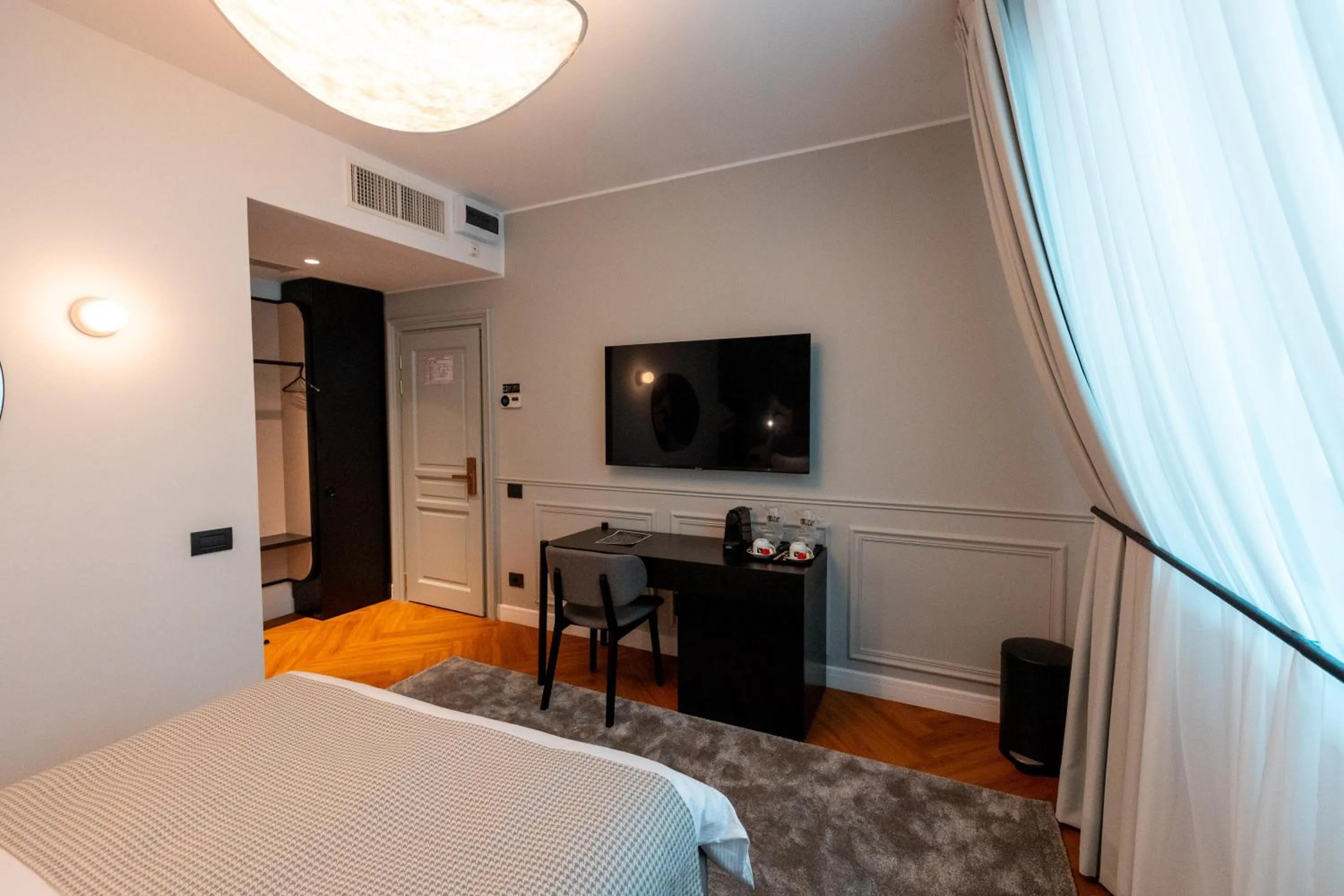 TV and multimedia, Bed in Ecletico Villa