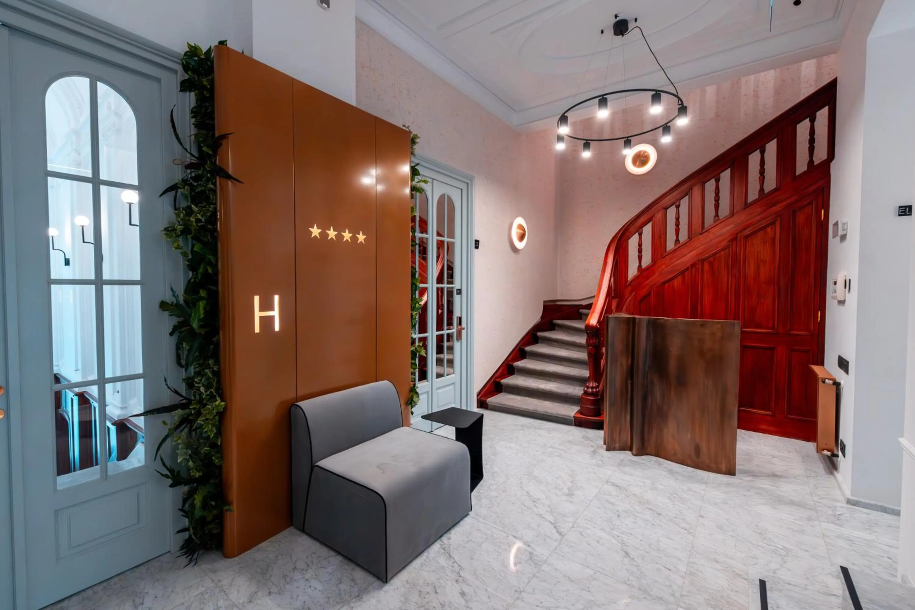 On-site shops in Ecletico Villa