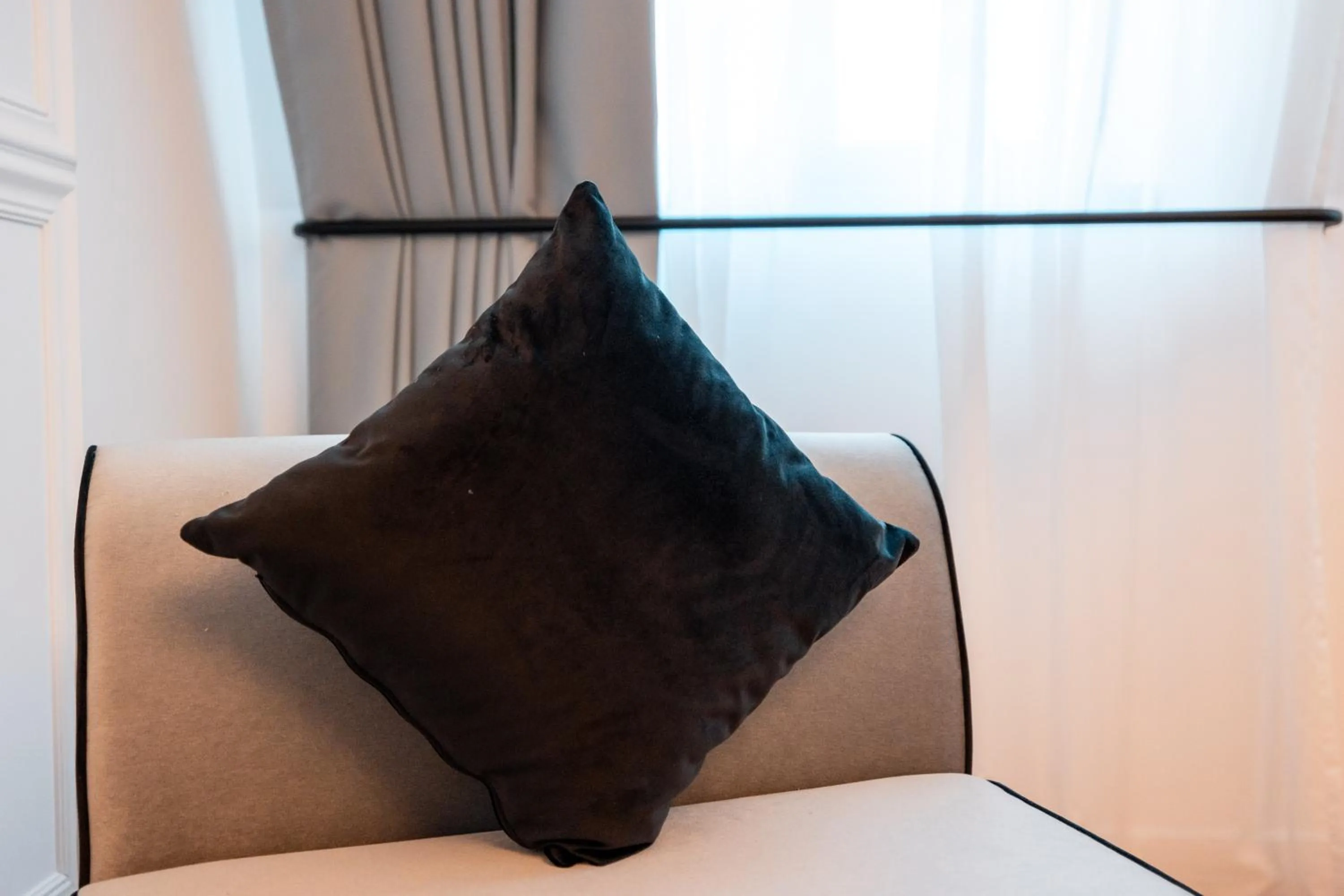 Decorative detail, Bed in Ecletico Villa