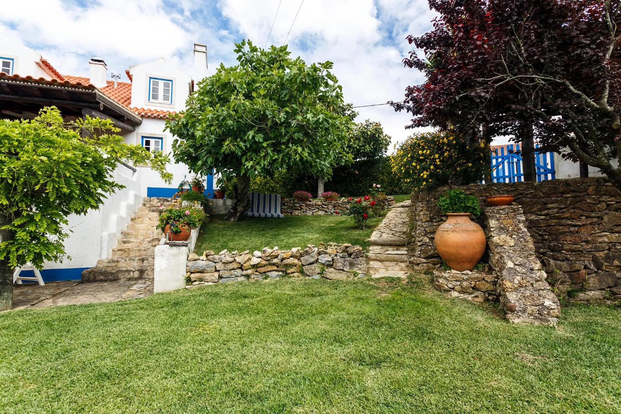 Garden in WHome Ericeira Private Villa