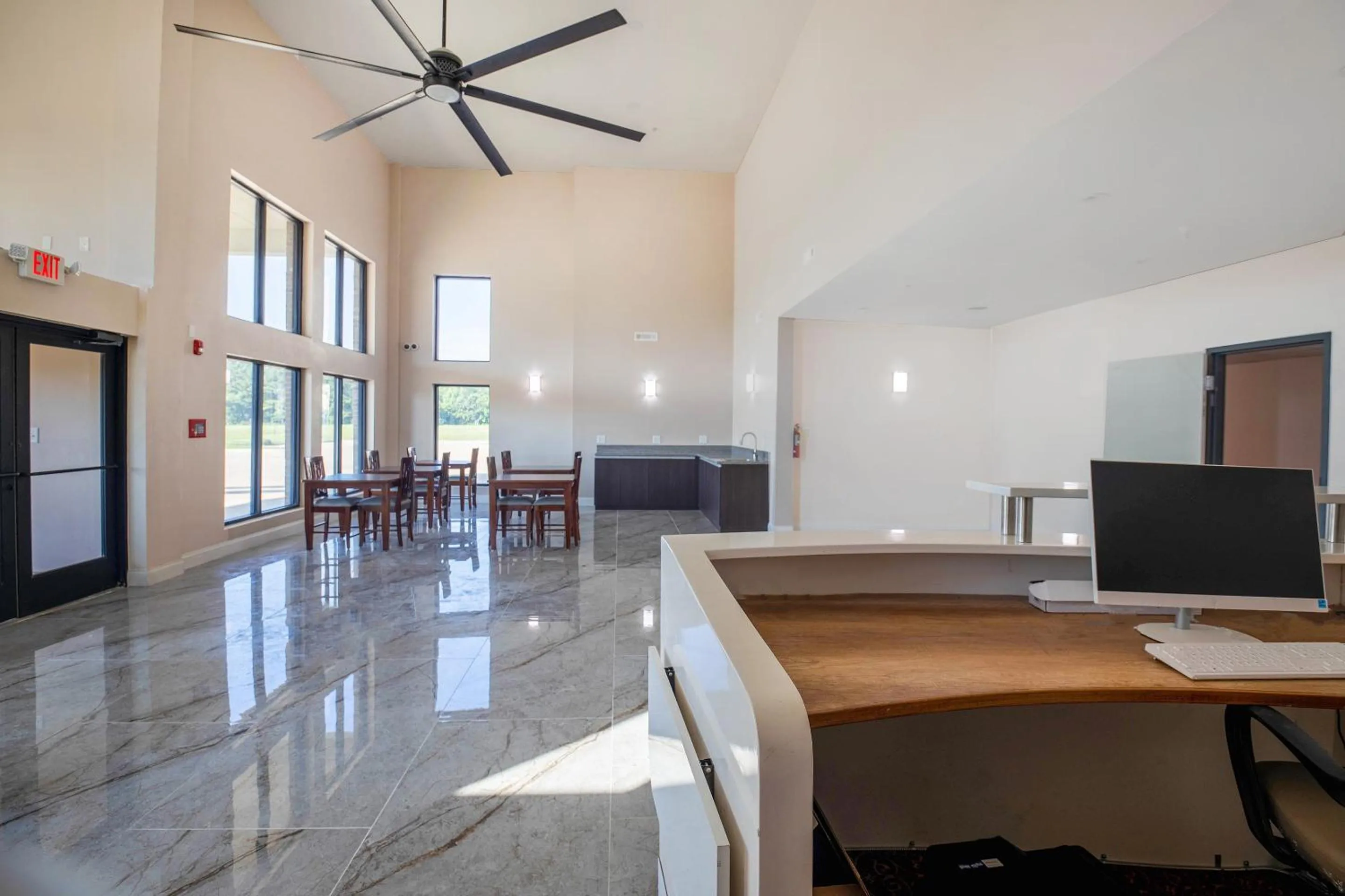 Lobby or reception in OYO Hotel Adairsville Calhoun South I-75