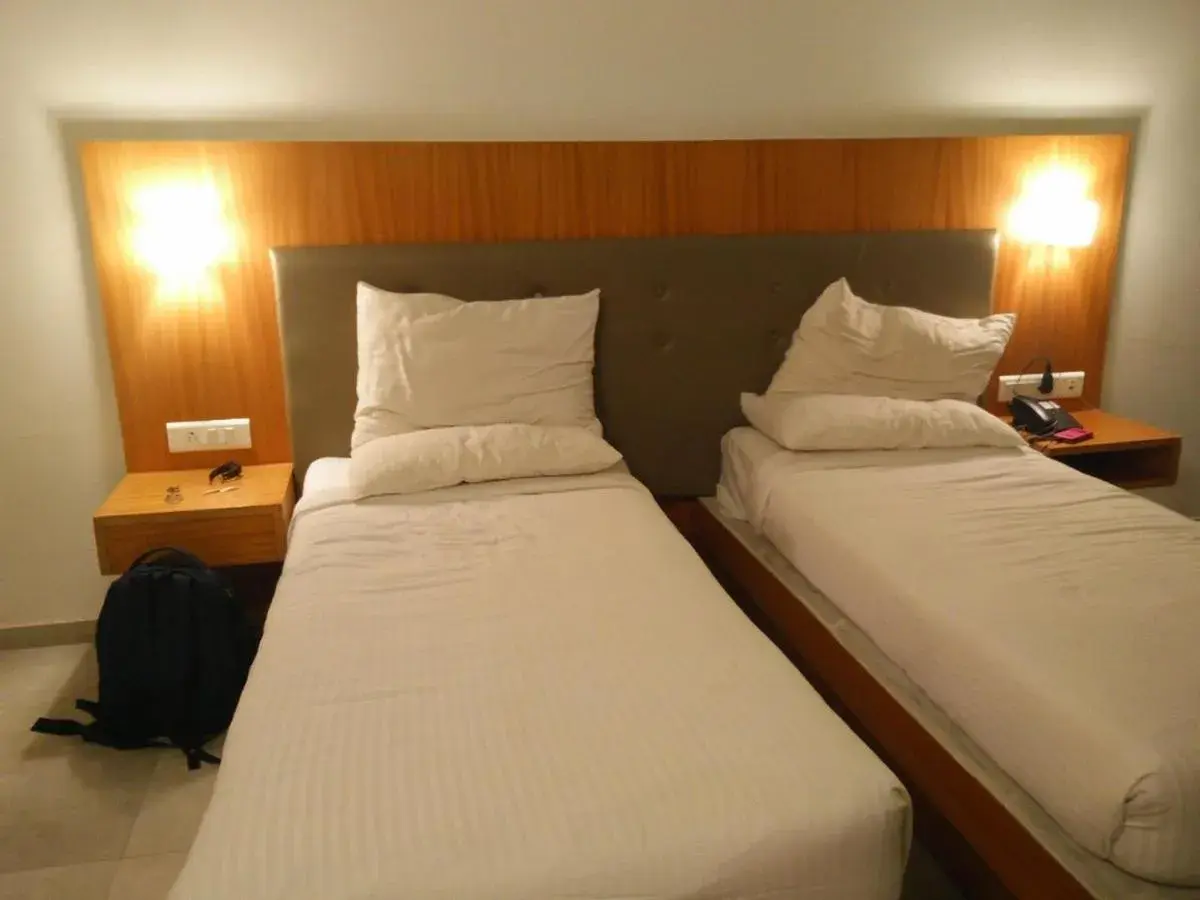 Srinivas Saffron Hotel Srinivas Saffron Hotel