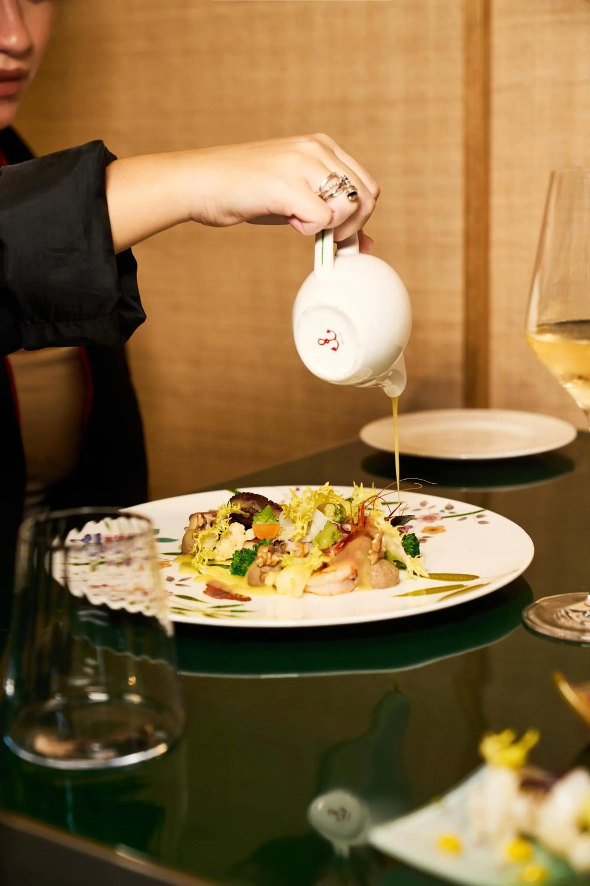 Restaurant/places to eat in CALEA Boutique Hotel