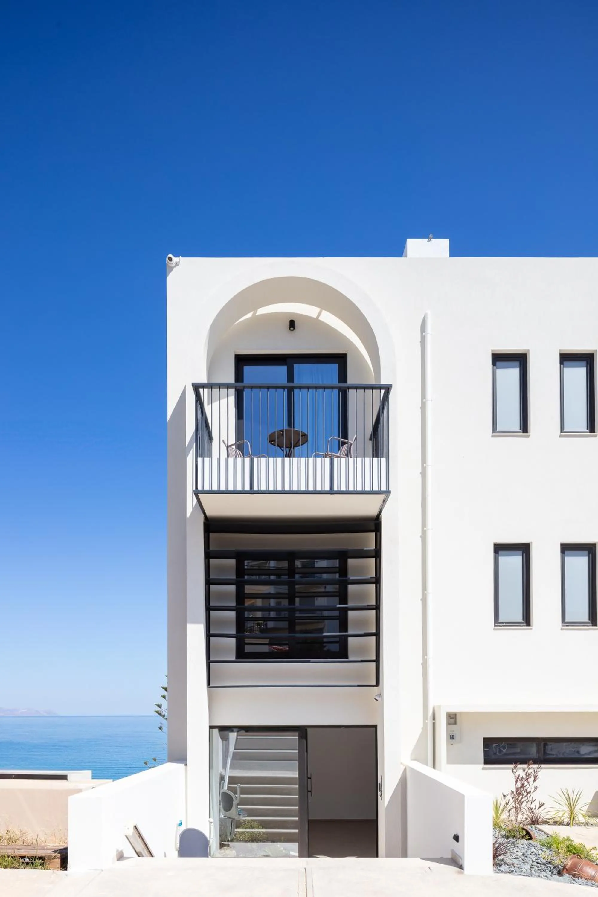 Rea Apartments