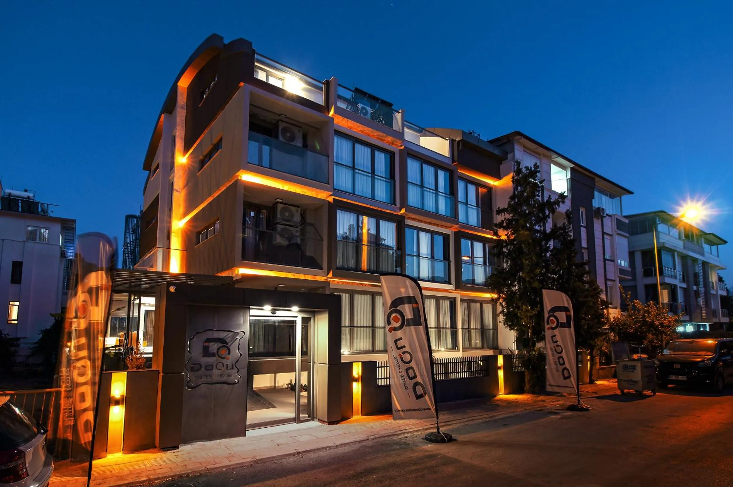 Property building in Doqu Suites Hotel