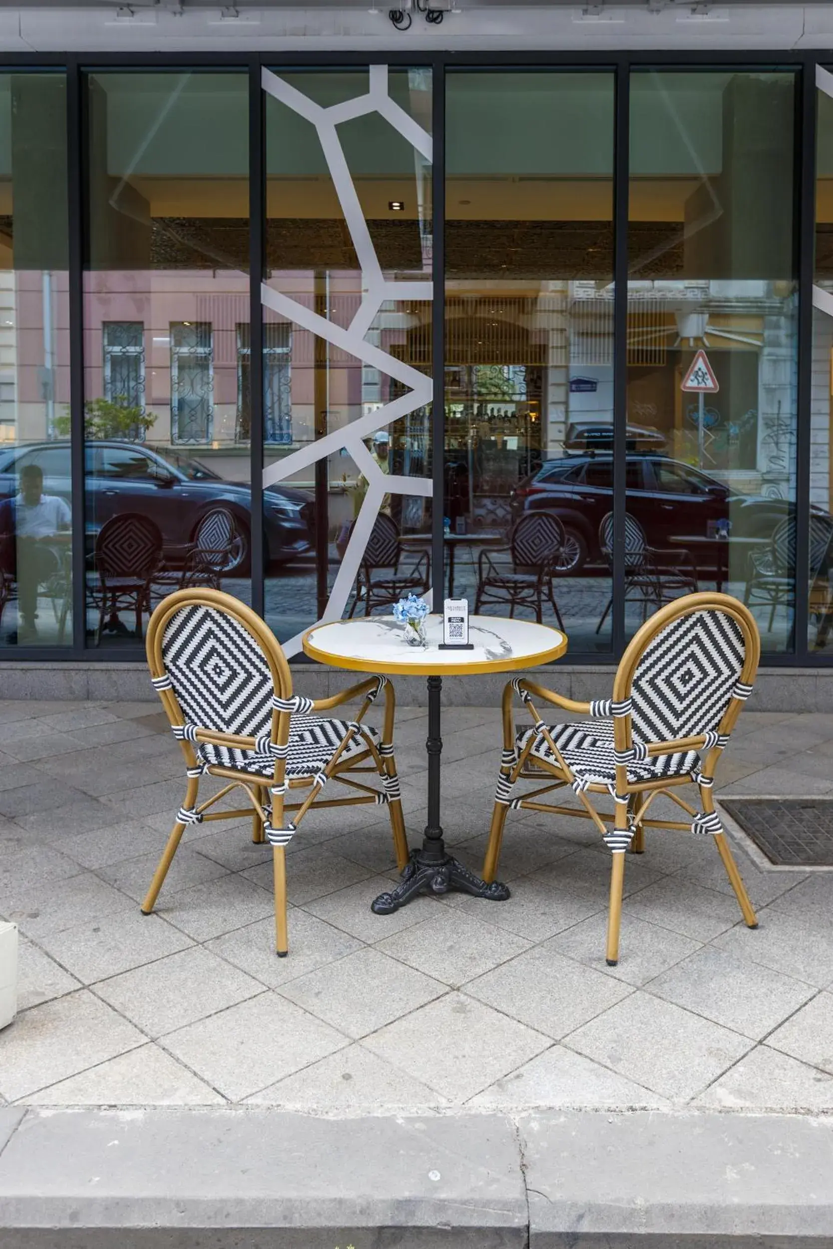 Restaurant/places to eat in Piazza Epigraph Restaurant/places to eat in Piazza Epigraph