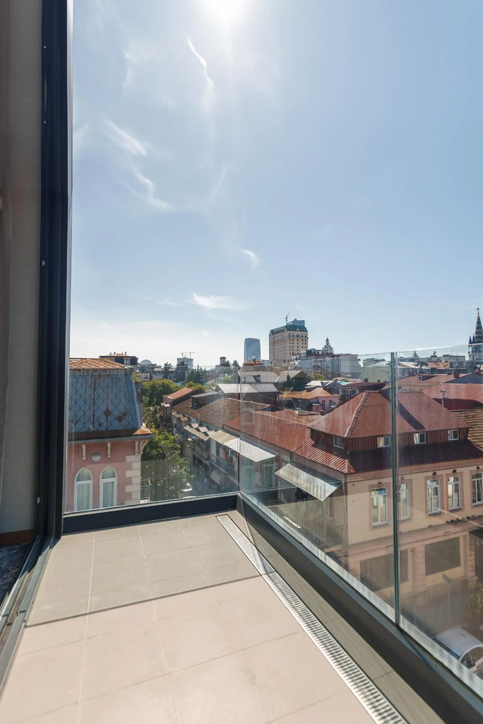 City view in Piazza Epigraph