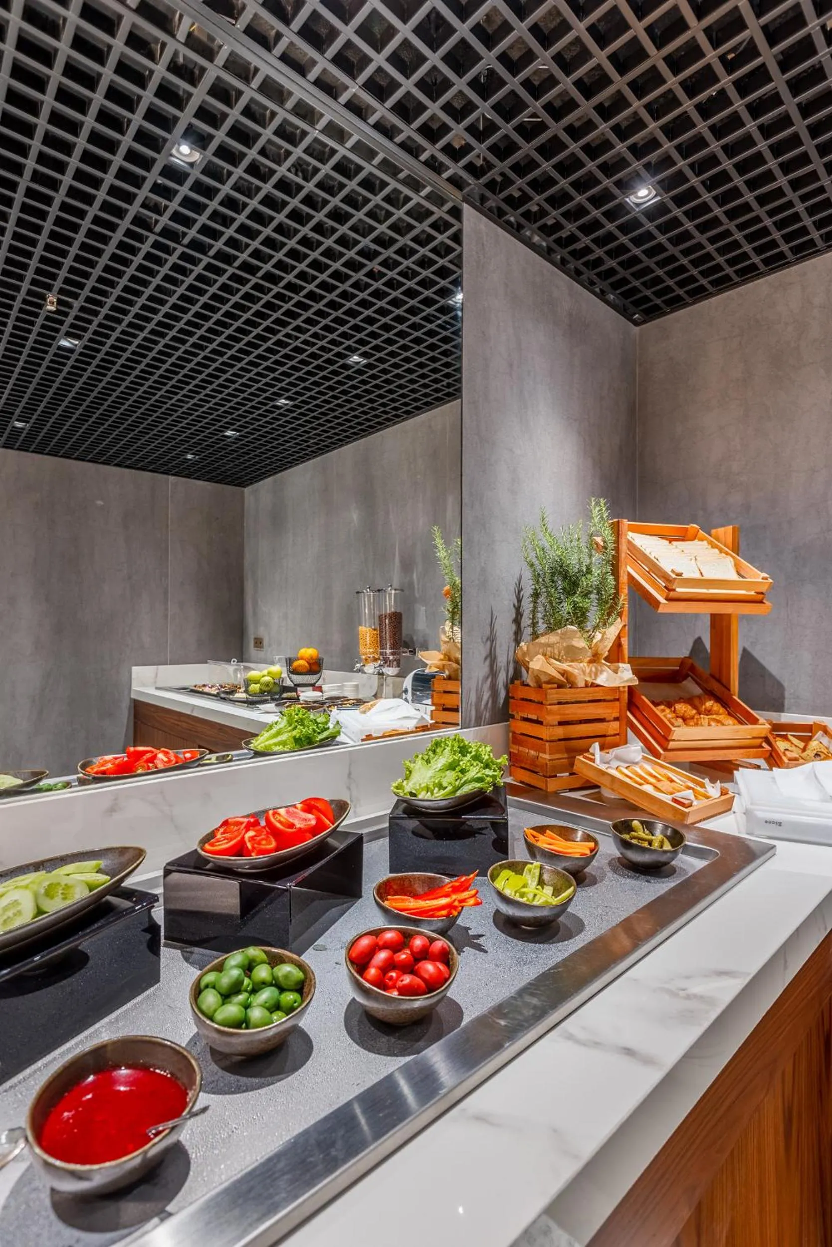 Buffet breakfast in Piazza Epigraph