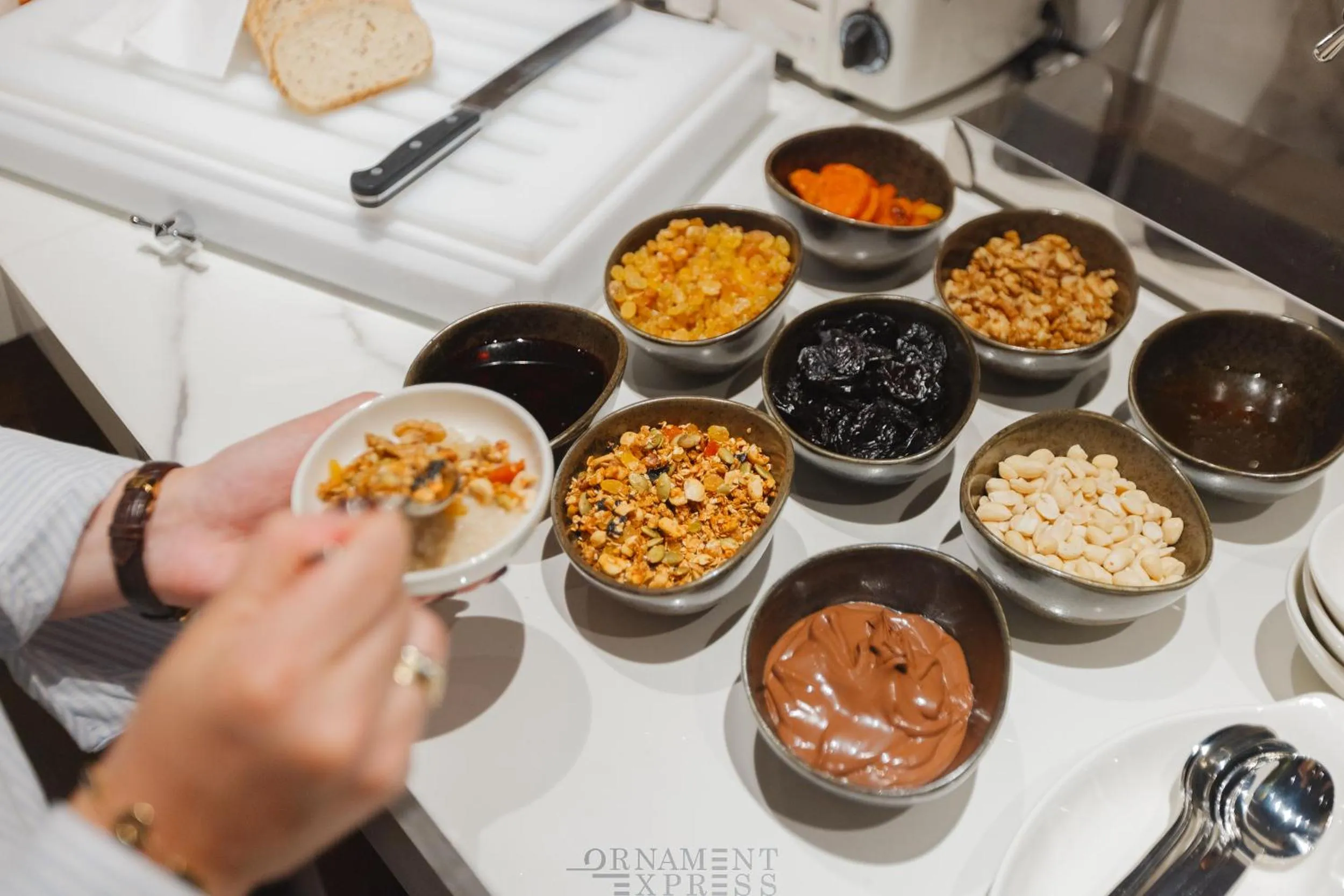 Buffet breakfast in Piazza Epigraph