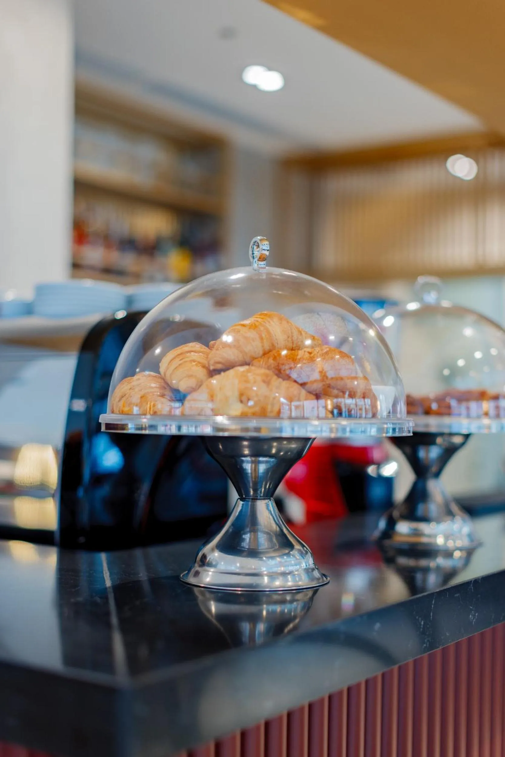 Restaurant/places to eat in Piazza Epigraph