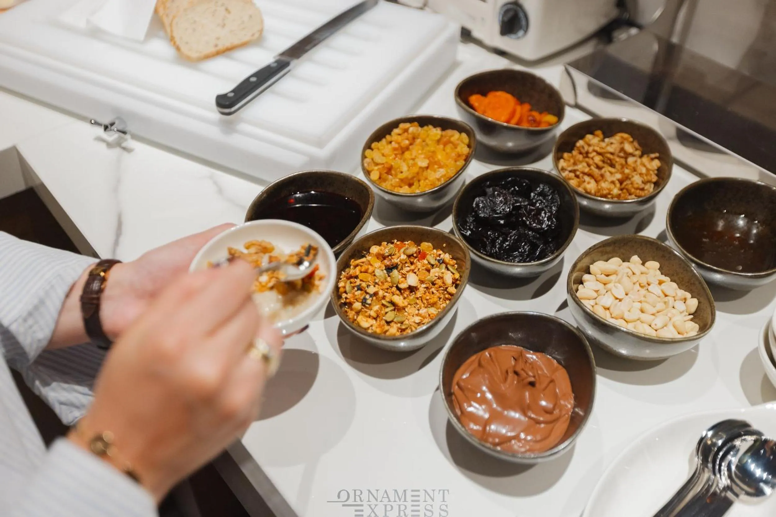 Buffet breakfast in Piazza Epigraph