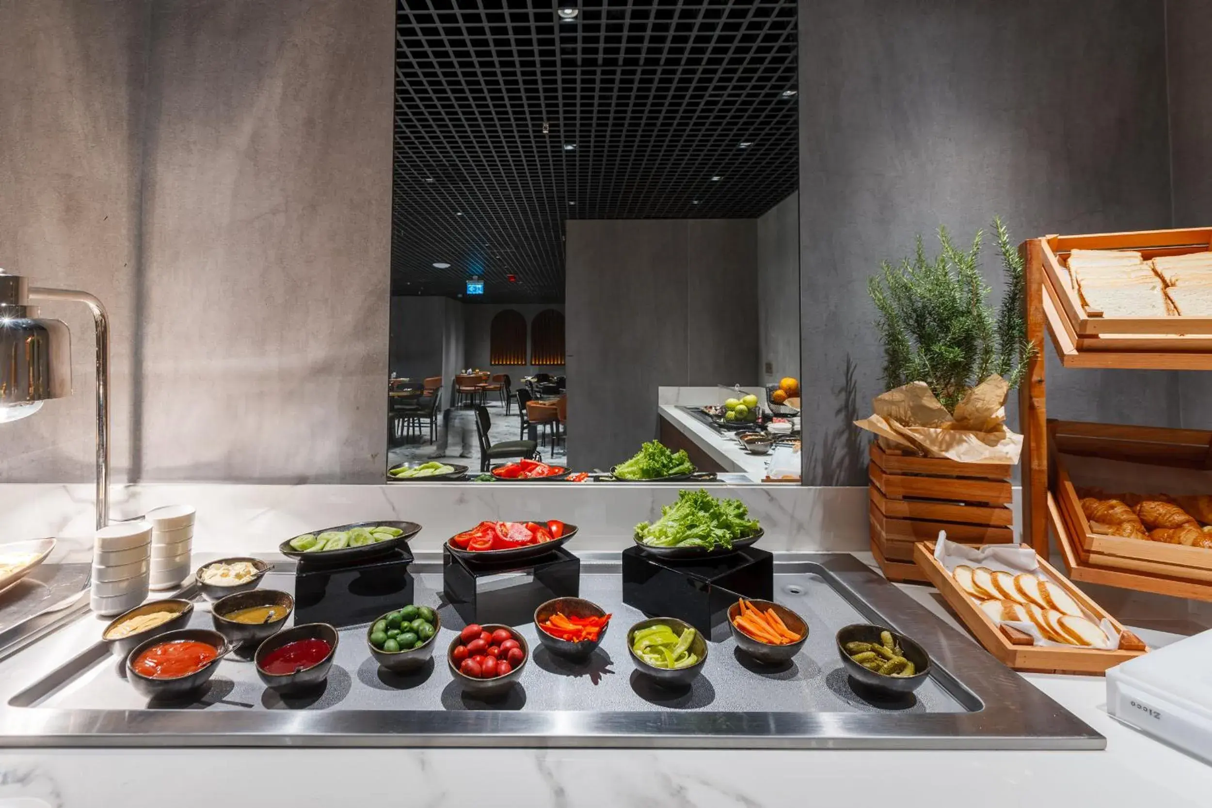 Buffet breakfast in Piazza Epigraph Buffet breakfast in Piazza Epigraph