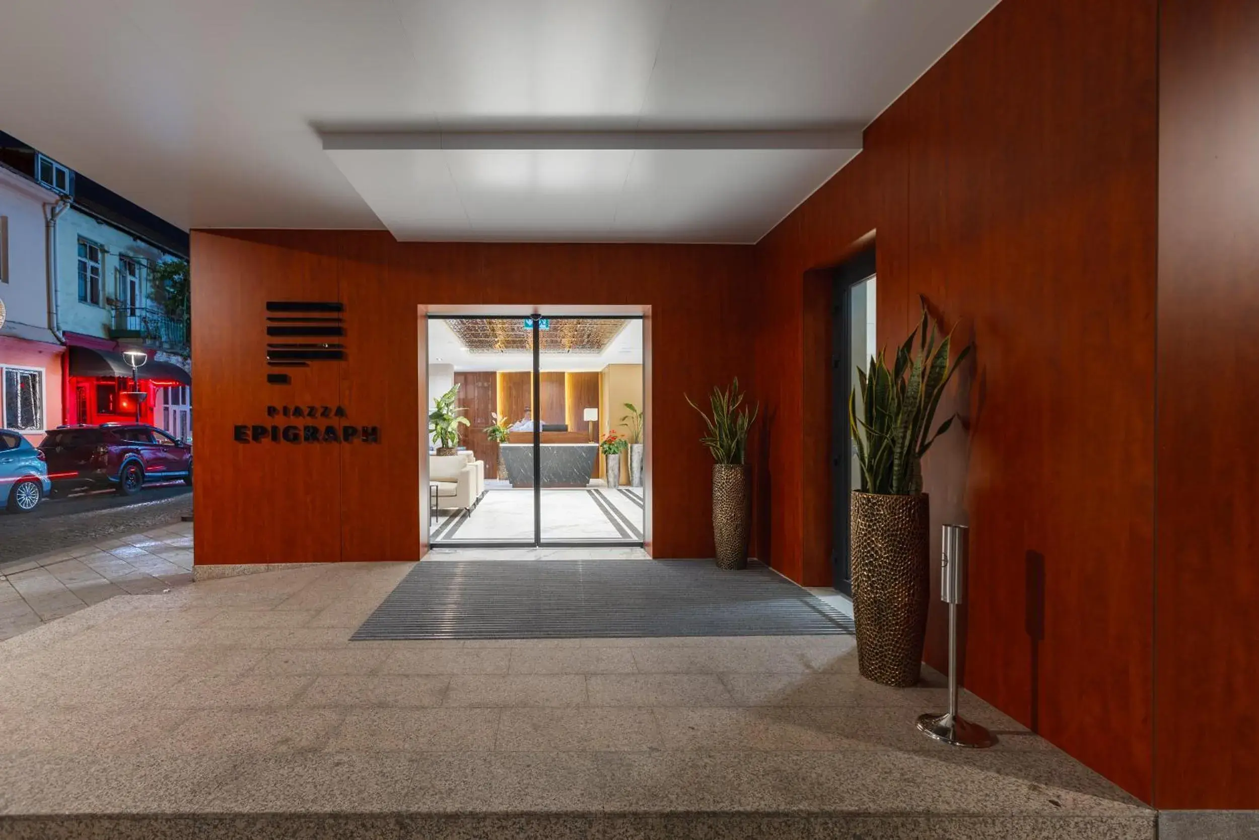 Property building in Piazza Epigraph Property building in Piazza Epigraph