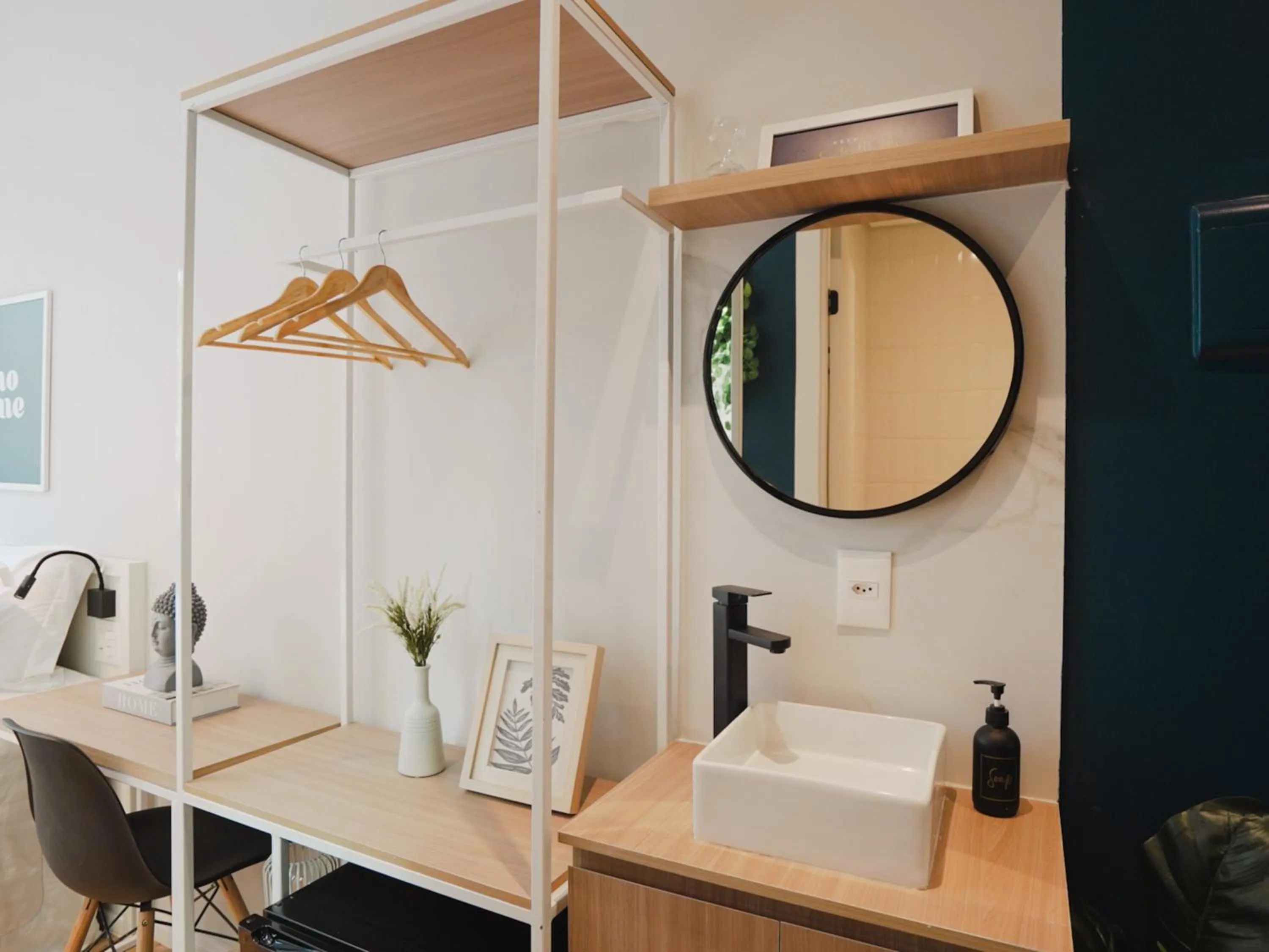 locker in Apê Av Paulista Haddock Lobo