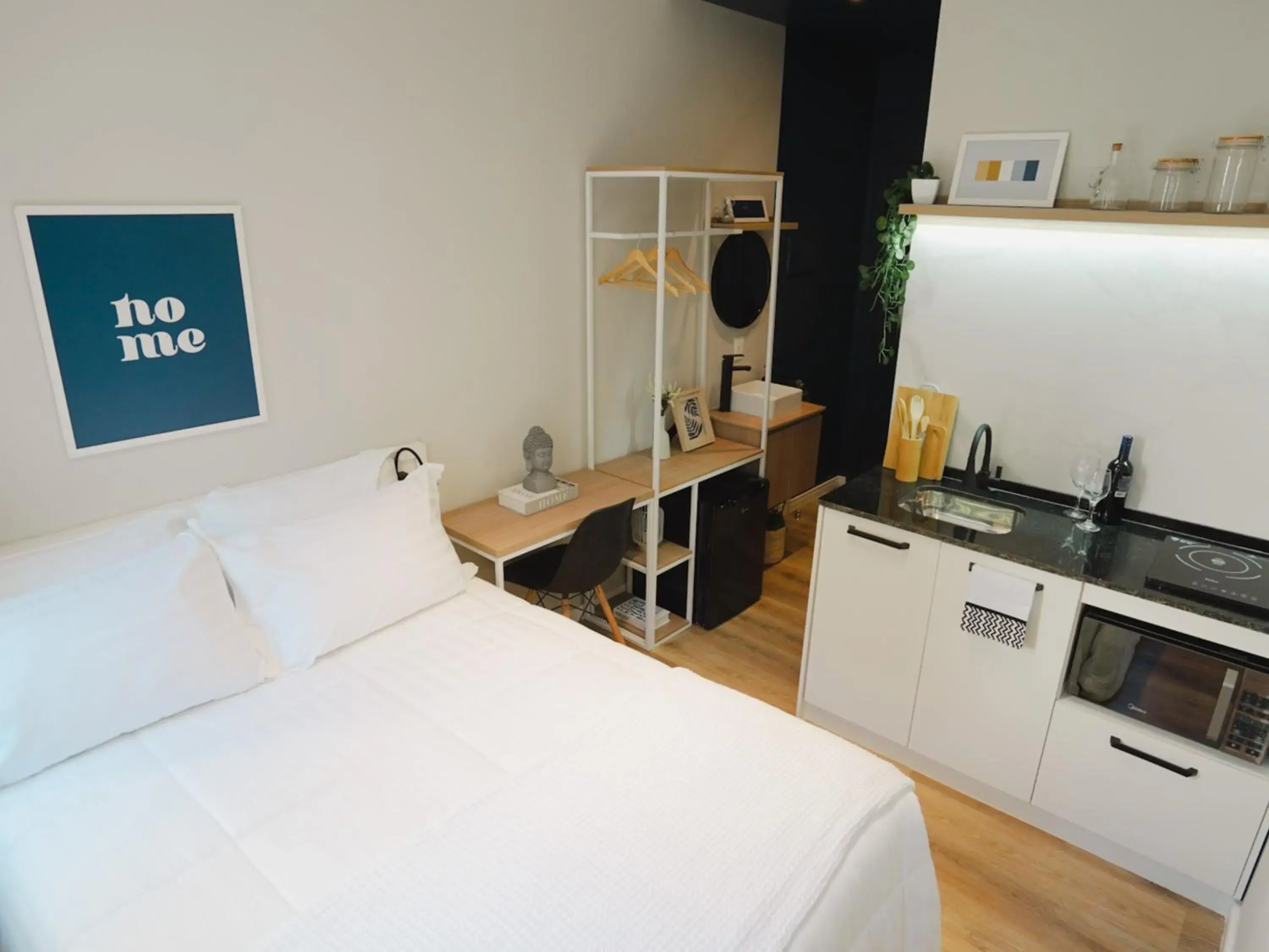 Estúdio Standard | Acesso por Escada in Apê Av Paulista Haddock Lobo Estúdio Standard | Acesso por Escada in Apê Av Paulista Haddock Lobo