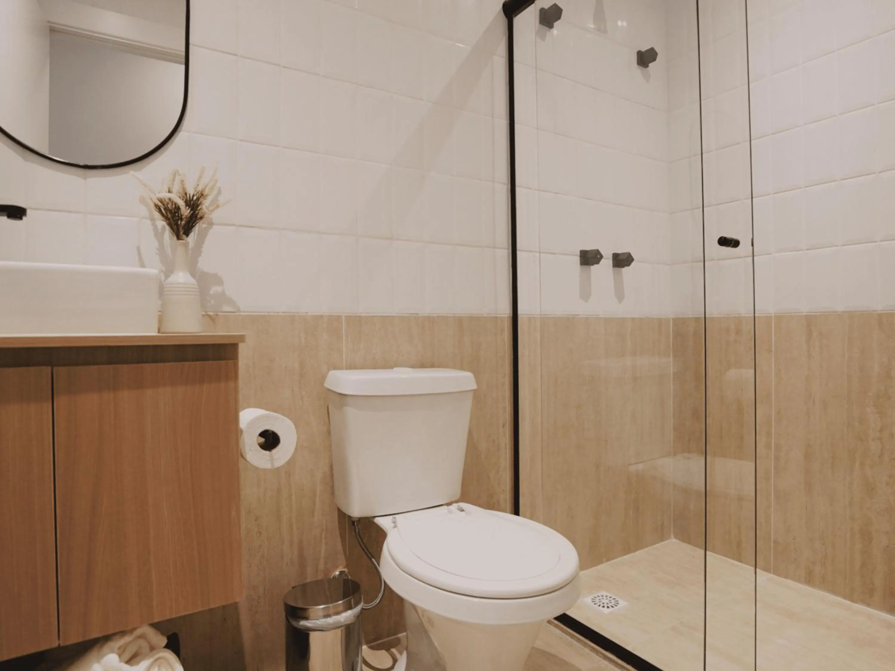 Toilet in Apê Av Paulista Haddock Lobo