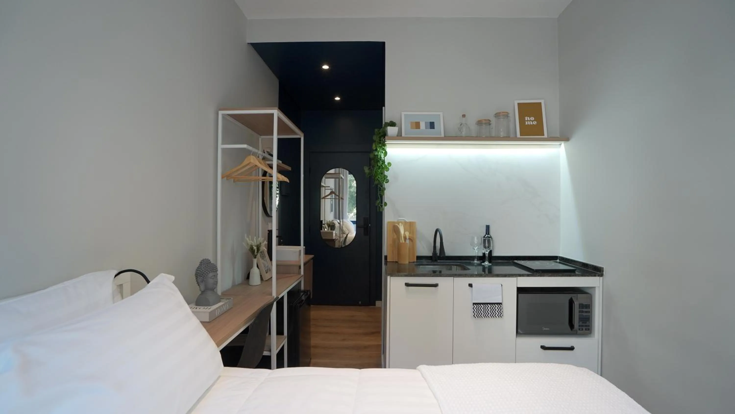 Kitchen or kitchenette, Bed in Apê Av Paulista Haddock Lobo