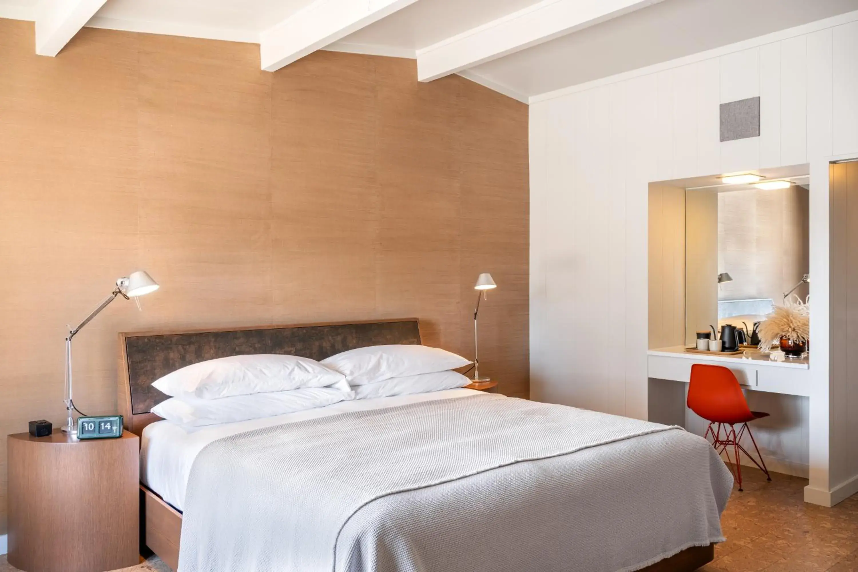 Bed in Otis Harbor Springs Bed in Otis Harbor Springs