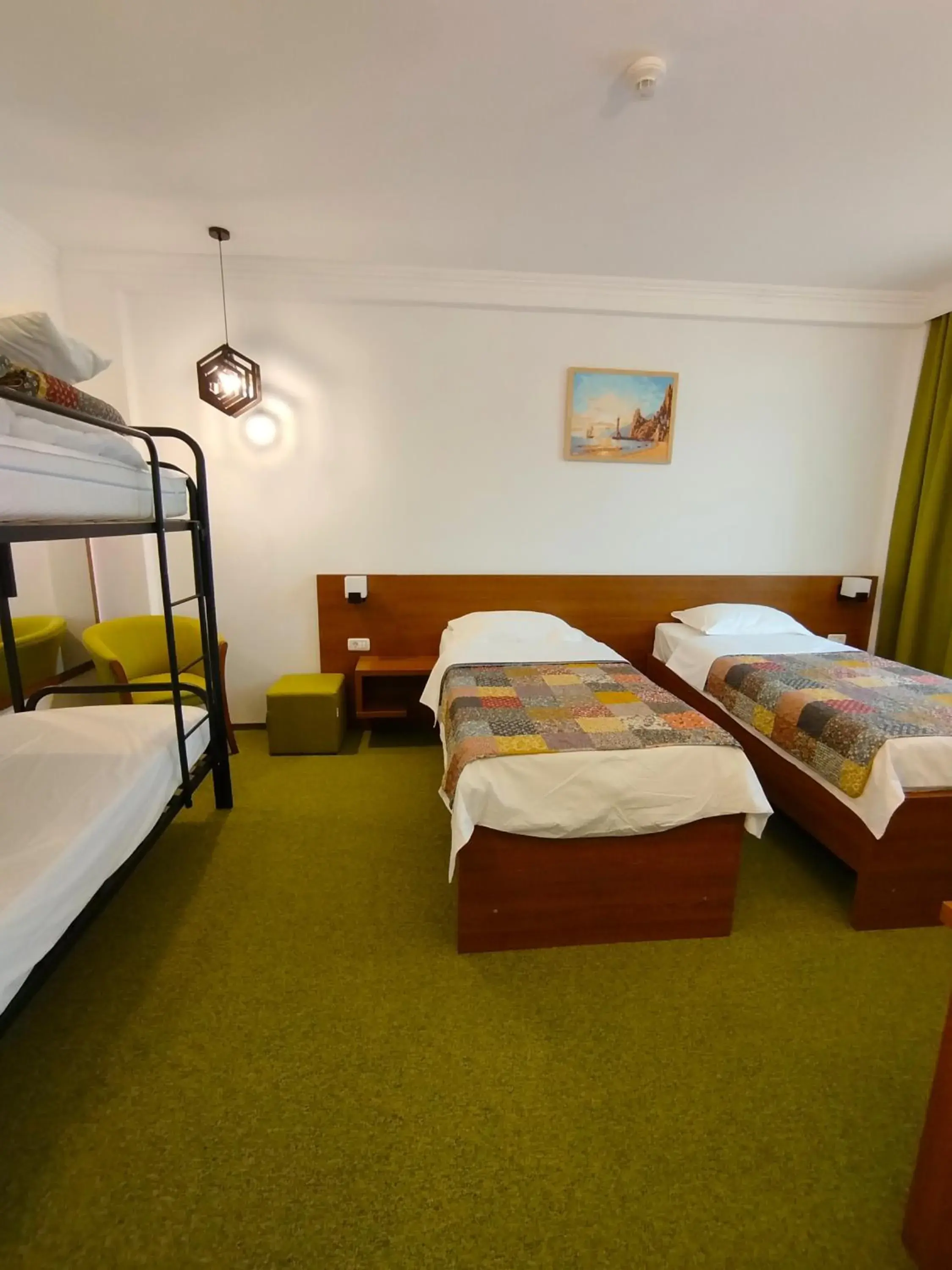 Twin Room - single occupancy in Hotel Comat Deva Twin Room - single occupancy in Hotel Comat Deva