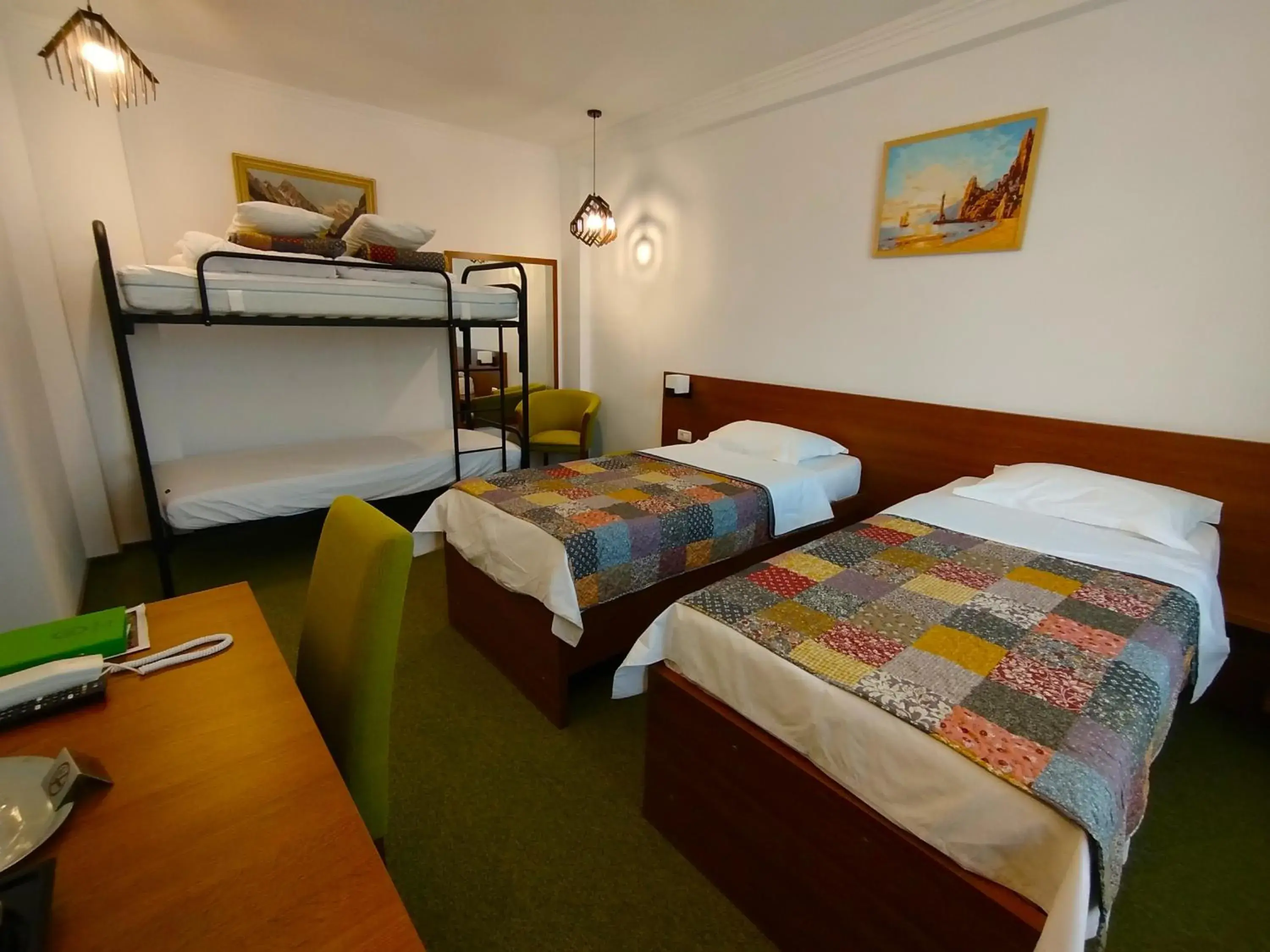 Twin Room - single occupancy in Hotel Comat Deva Twin Room - single occupancy in Hotel Comat Deva