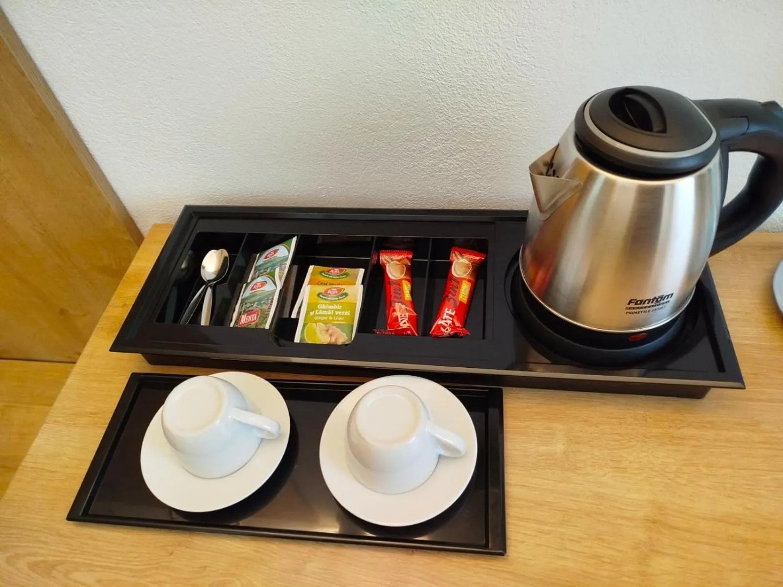 Coffee/tea facilities in Hotel Comat Deva