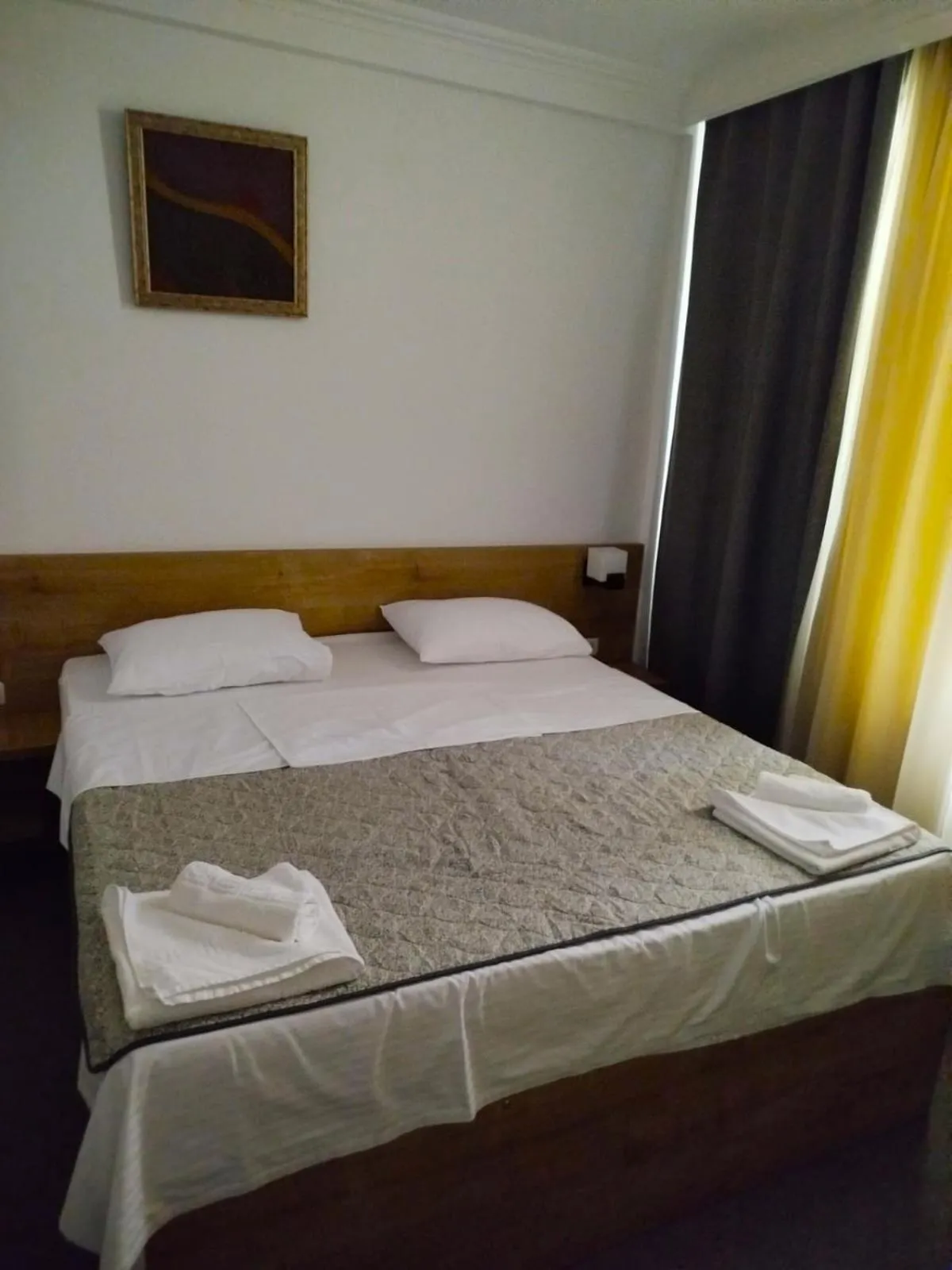 Bed in Hotel Comat Deva