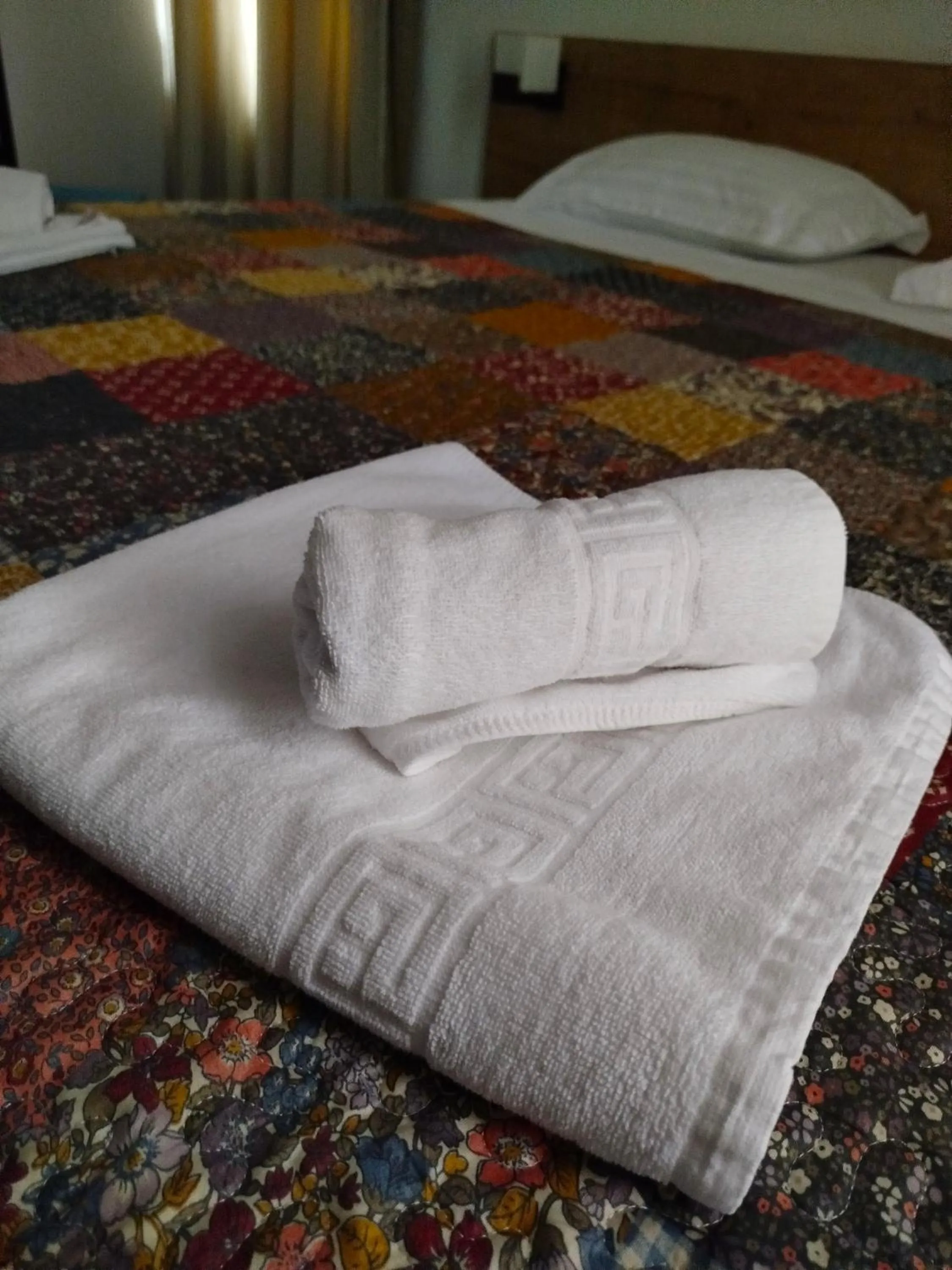 Bed in Hotel Comat Deva