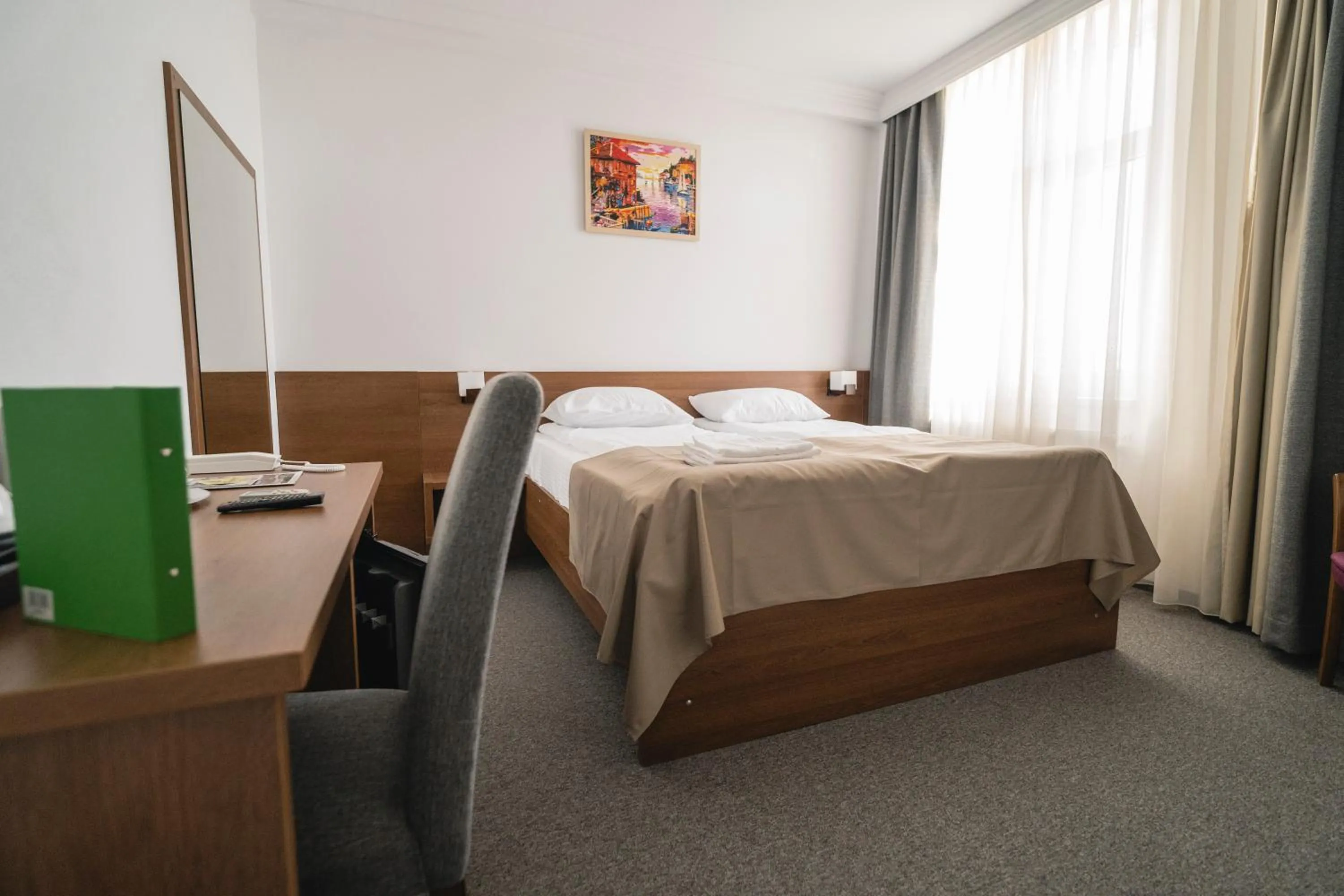 Bed in Hotel Comat Deva