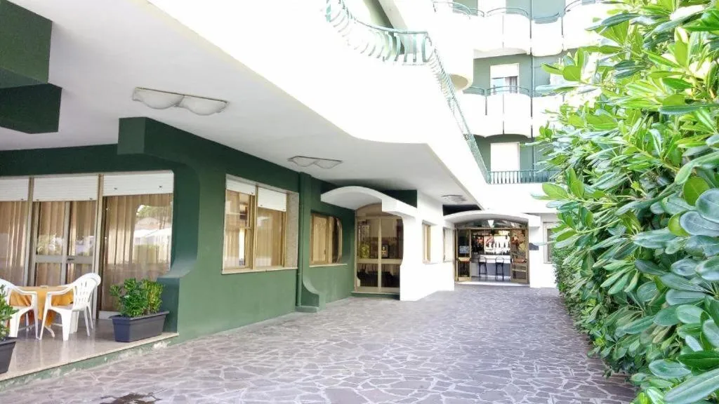 Property building in Hotel Meeting