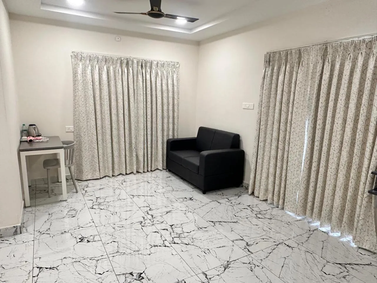 Living room in Hotel Aerotel Airport Zone,Shamshabad