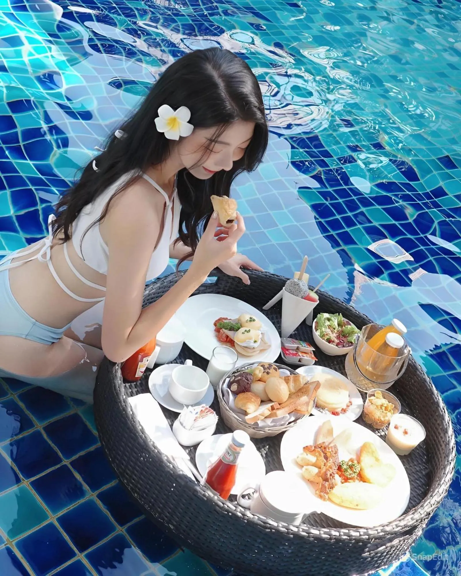 Swimming pool in Elites Hotel