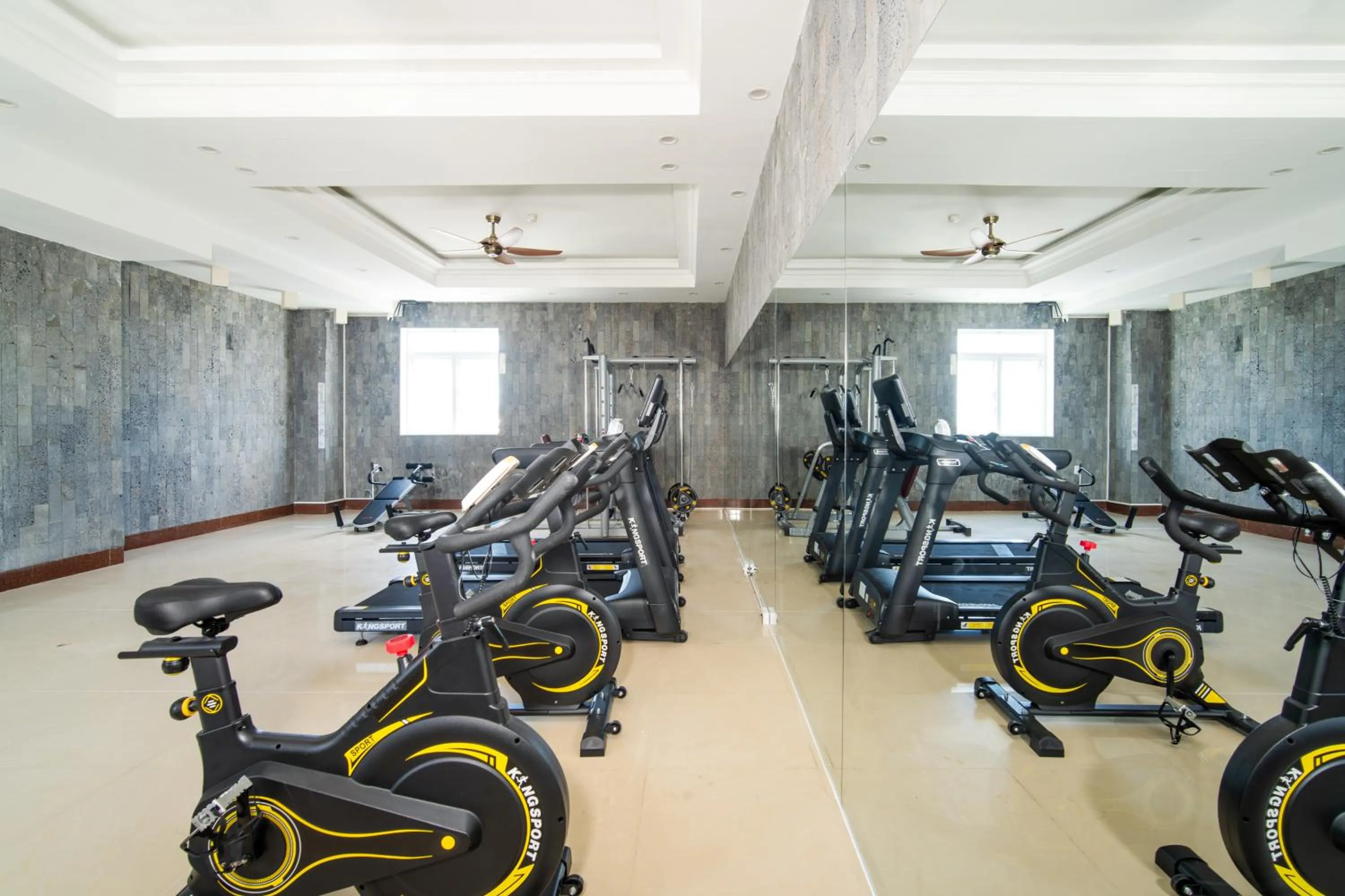 Fitness centre/facilities in Elites Hotel