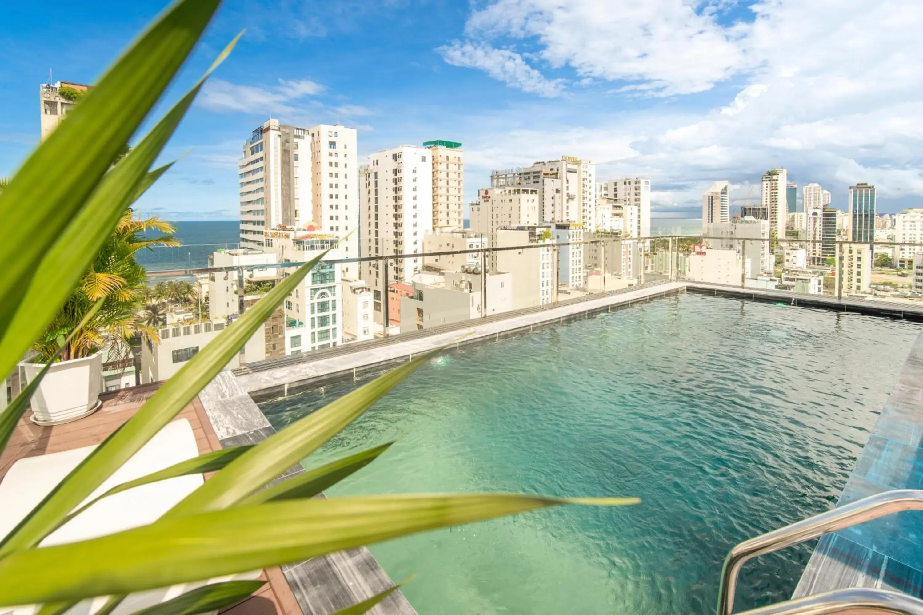 Swimming pool in Elites Hotel Swimming pool in Elites Hotel