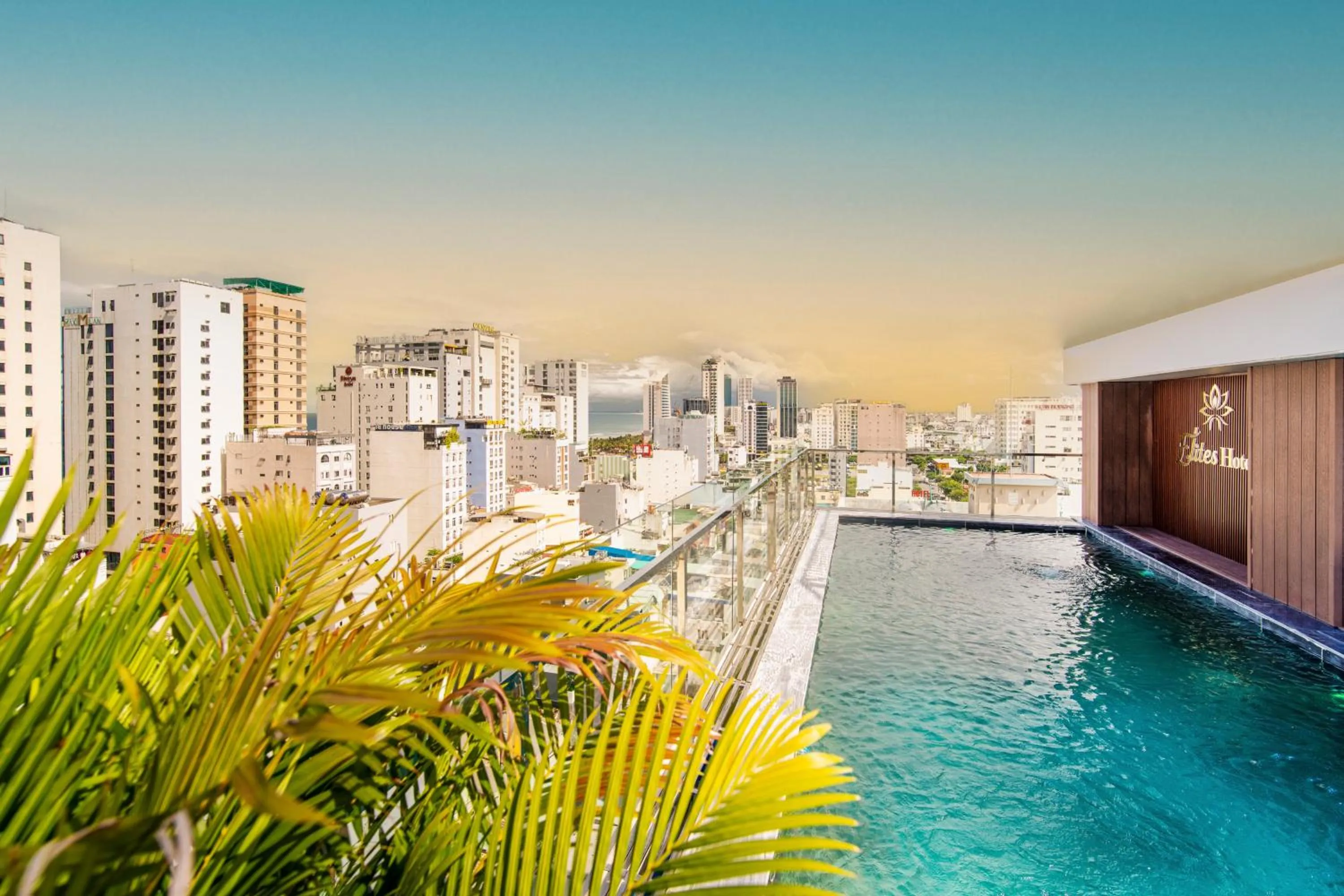 Swimming pool in Elites Hotel