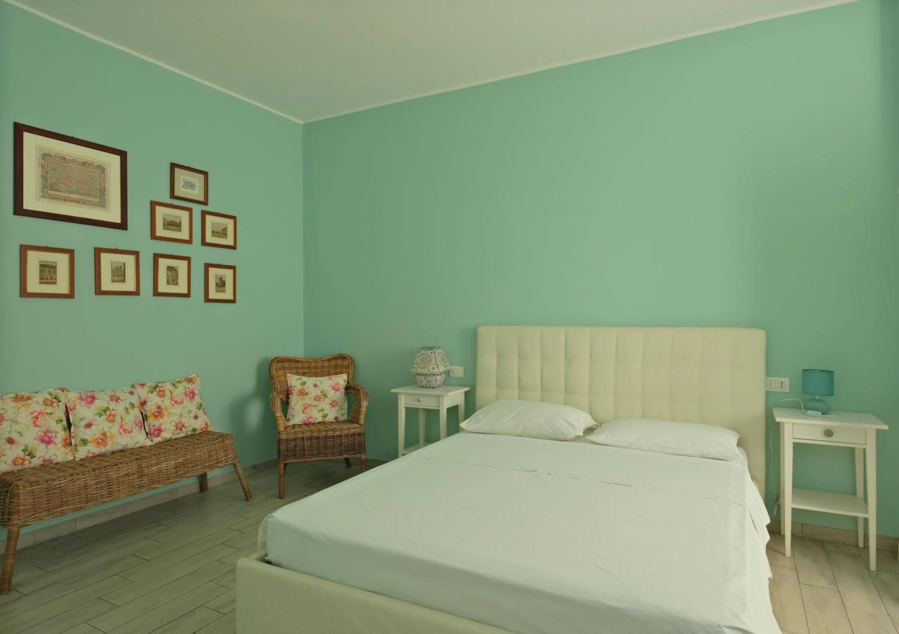 Bed in Alla Scaletta - Stanze con Bagno Privato e WiFi a Pochi Passi dal Duomo