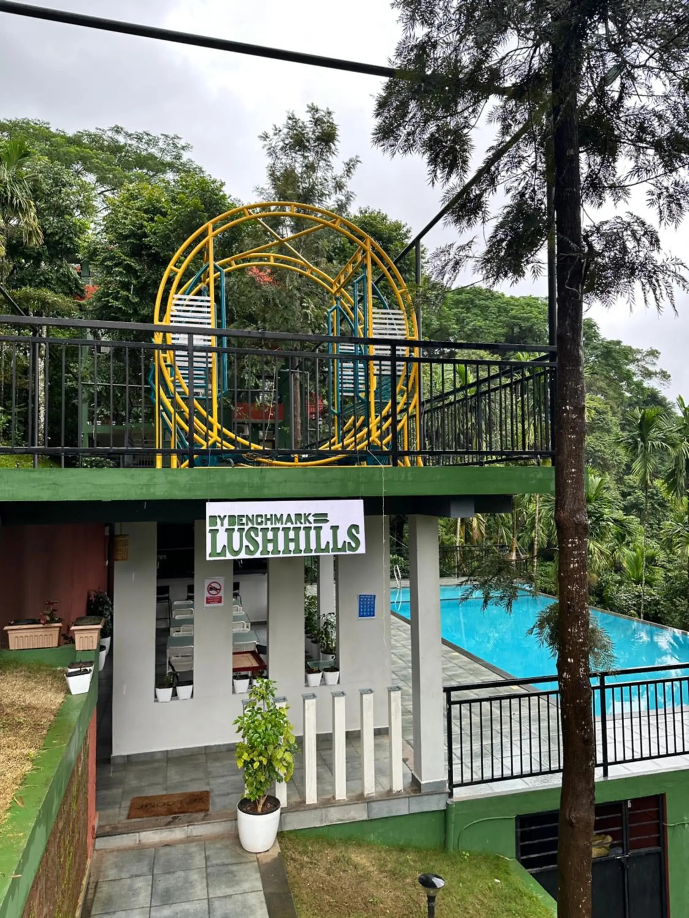 Property building in Lush Hills by Benchmark Property building in Lush Hills by Benchmark