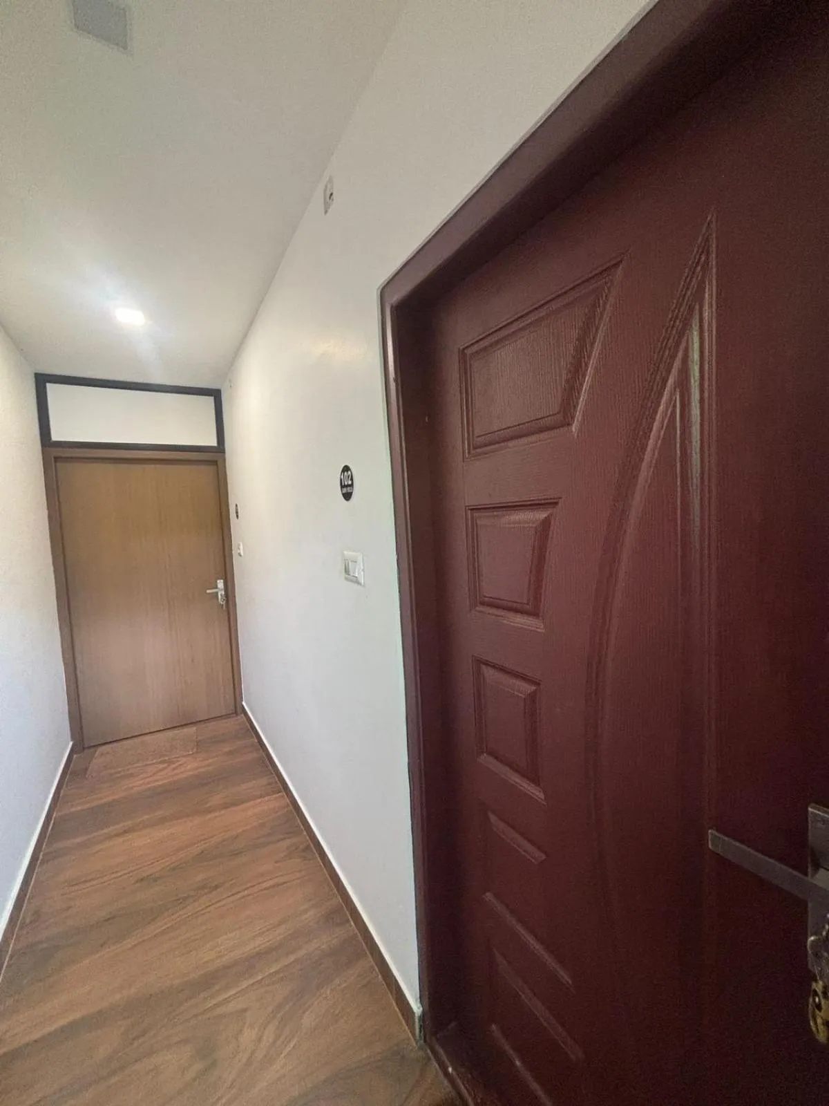 Facade/entrance in Lush Hills by Benchmark