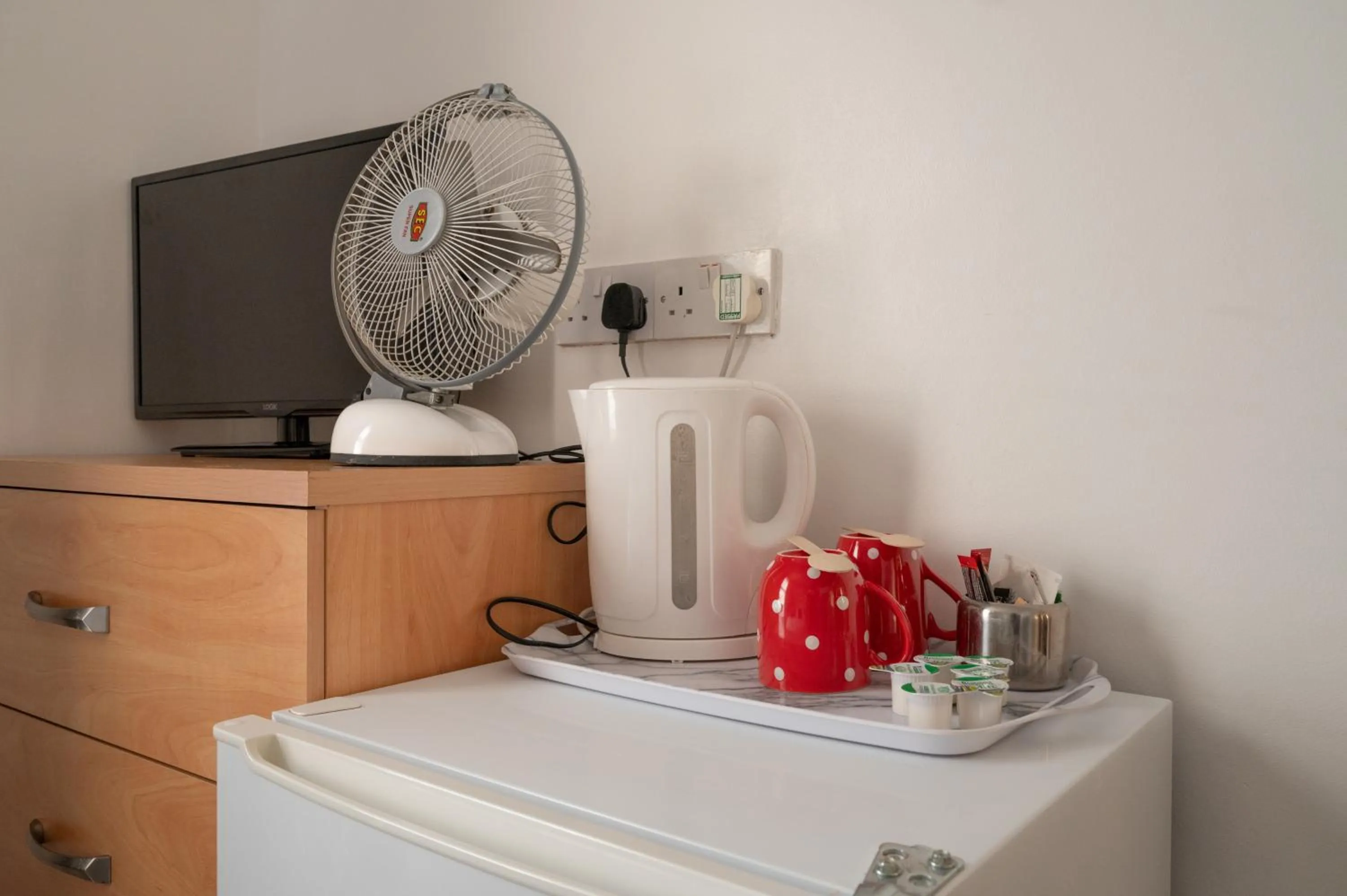 Coffee/tea facilities in Moonside Rooms