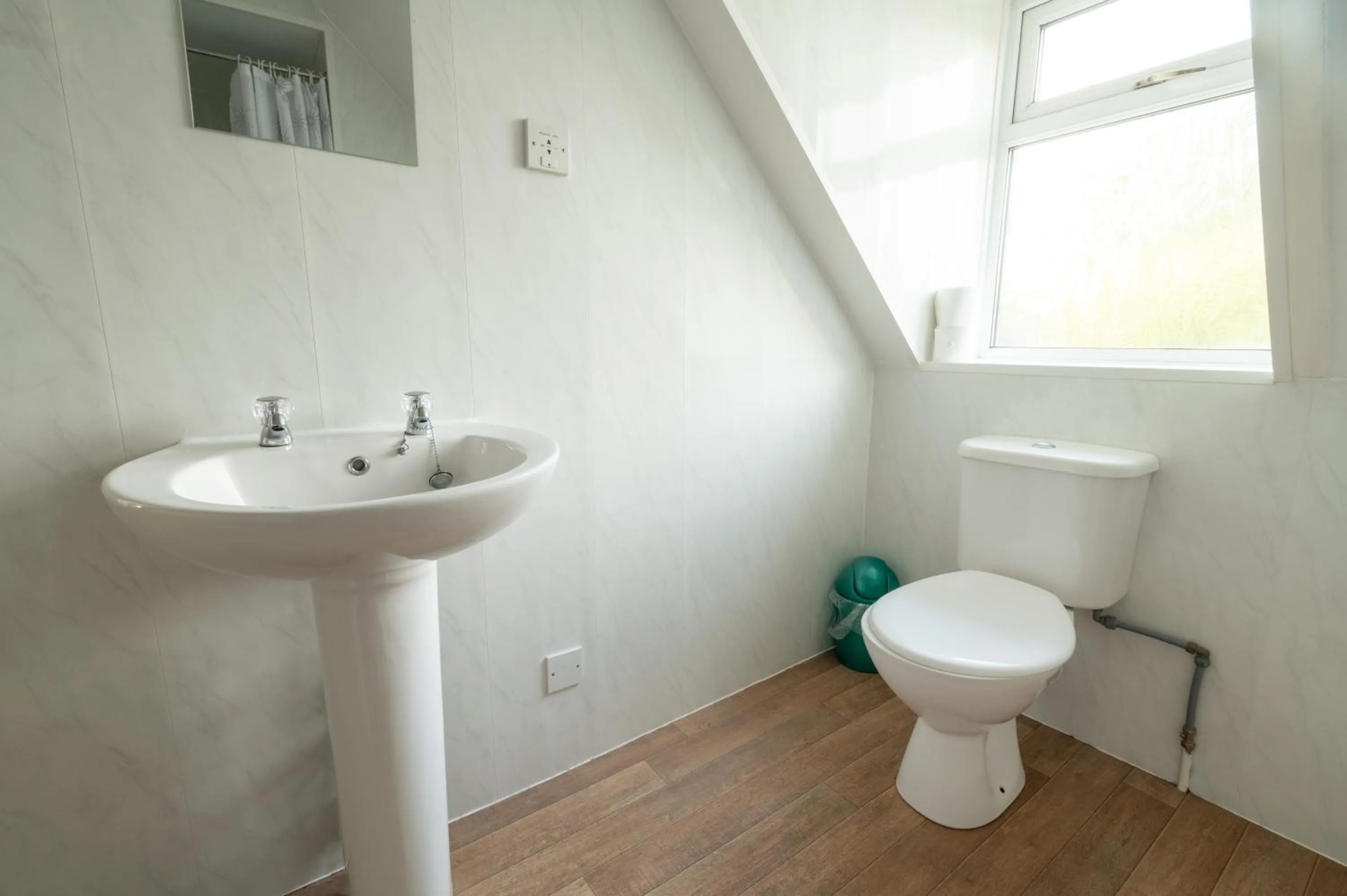 Bathroom in Moonside Rooms