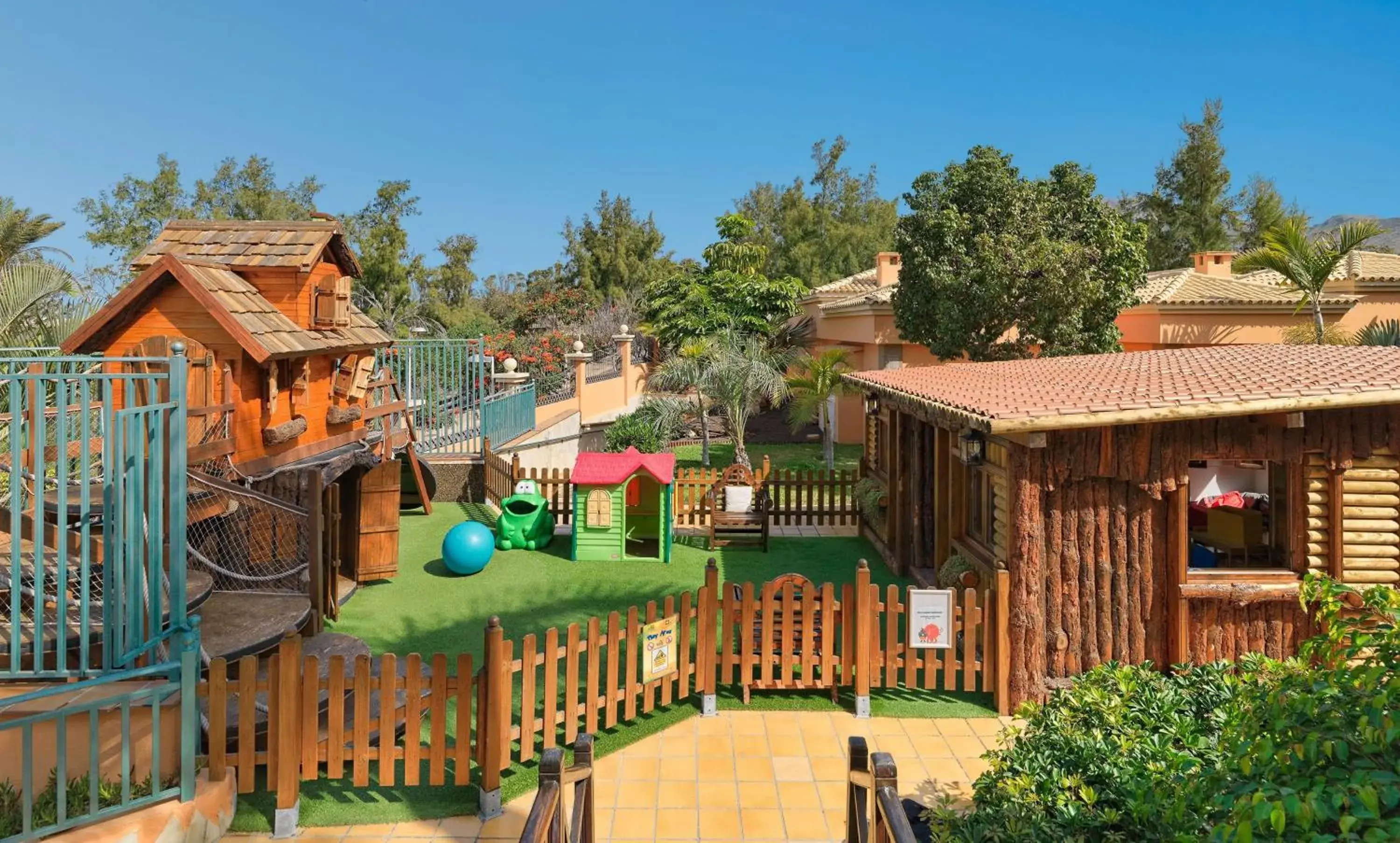 children in Green Garden Eco Resort & Villas children in Green Garden Eco Resort & Villas