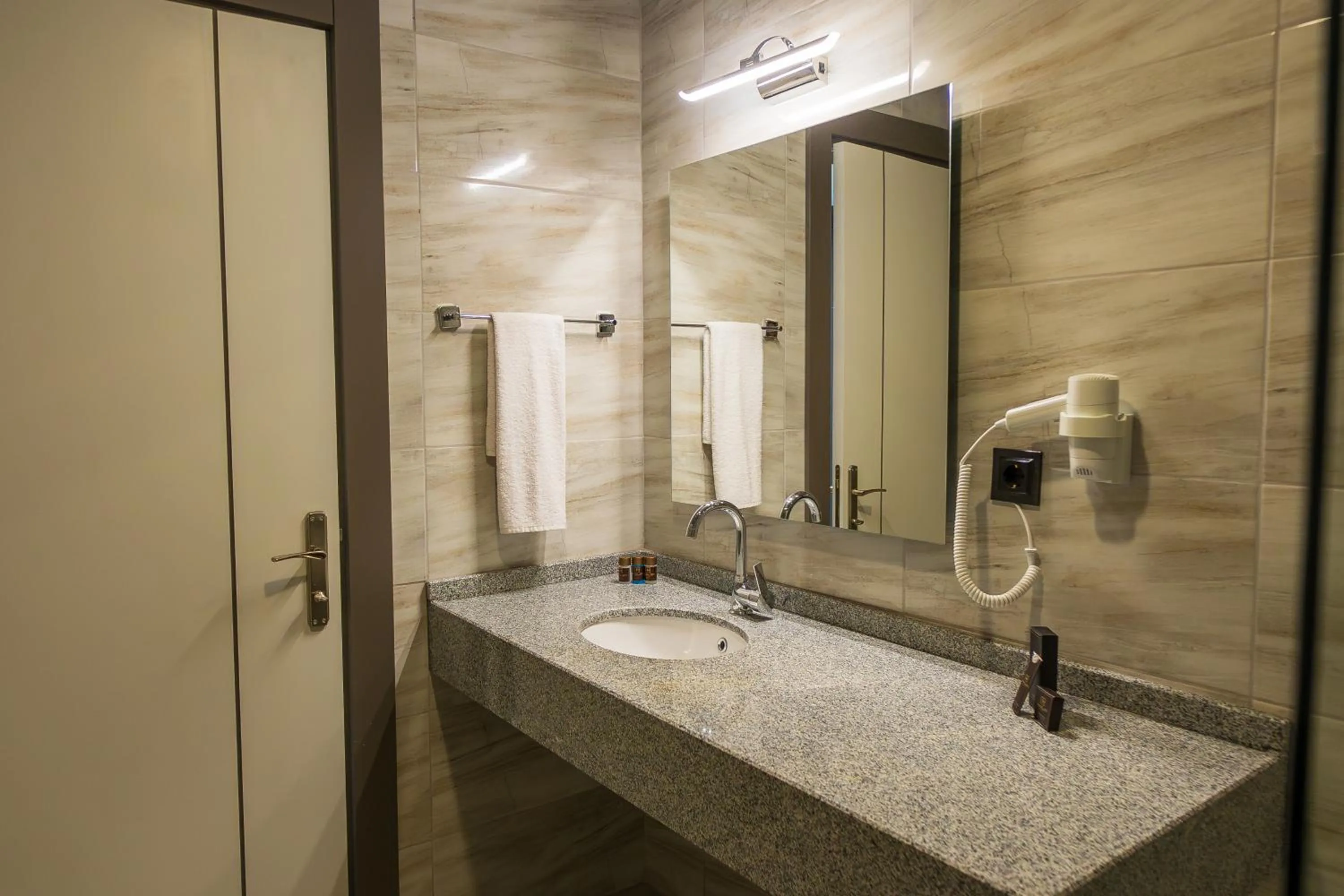 Bathroom in Marlen Hotel Denizli