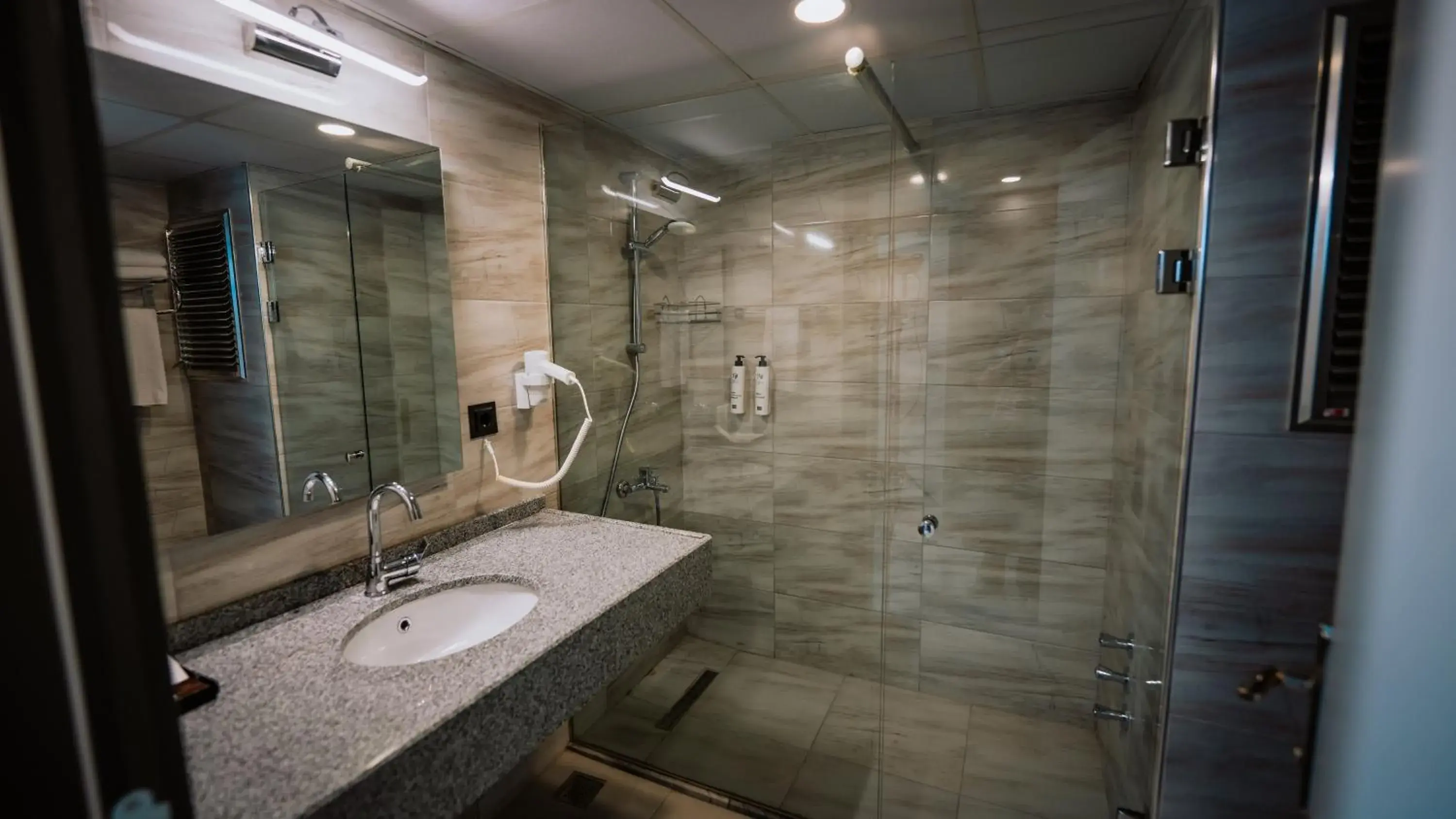 Double Room in Marlen Hotel Denizli Double Room in Marlen Hotel Denizli