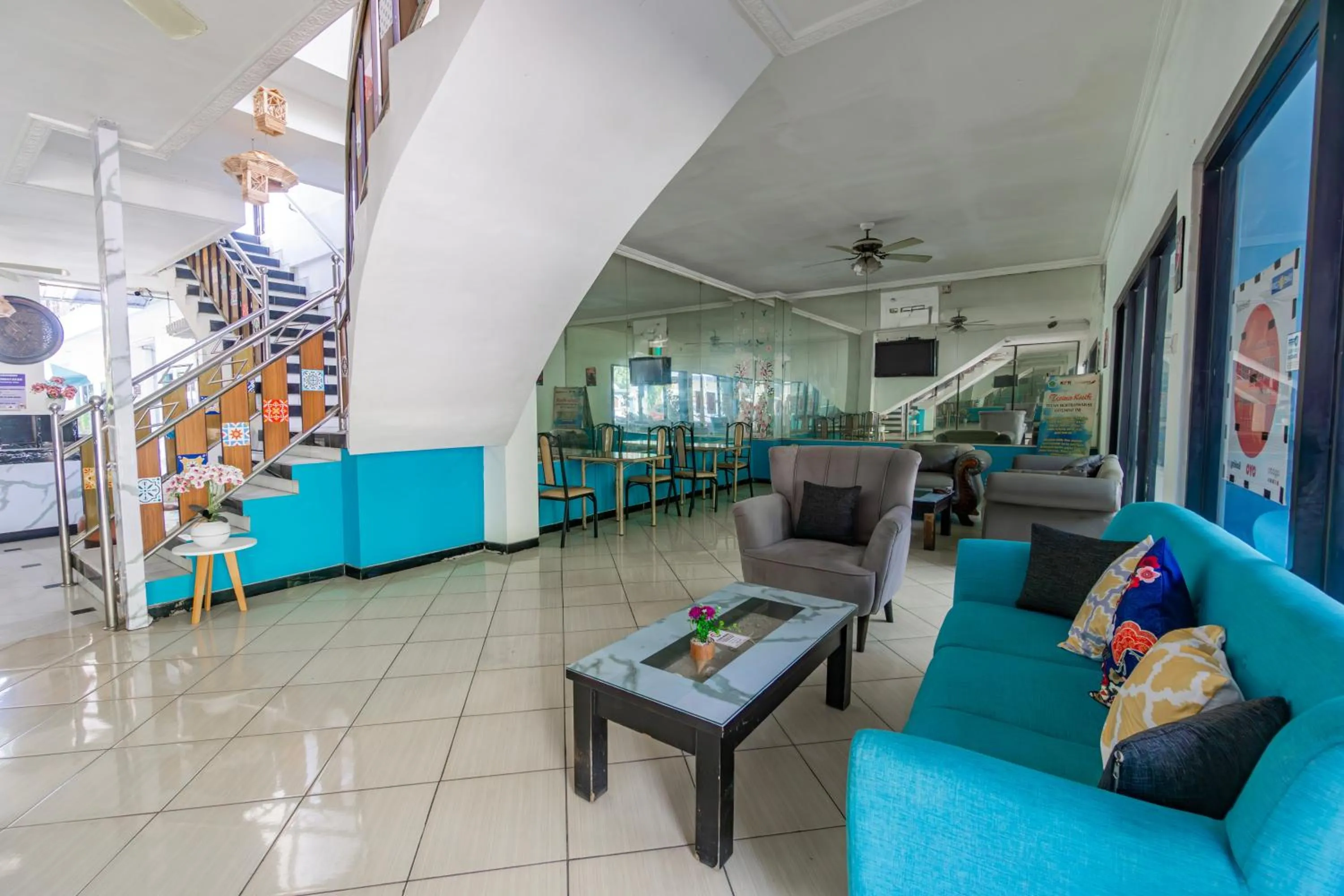 Lobby or reception in Hotel O Sidoarjo Near Juanda International Airport