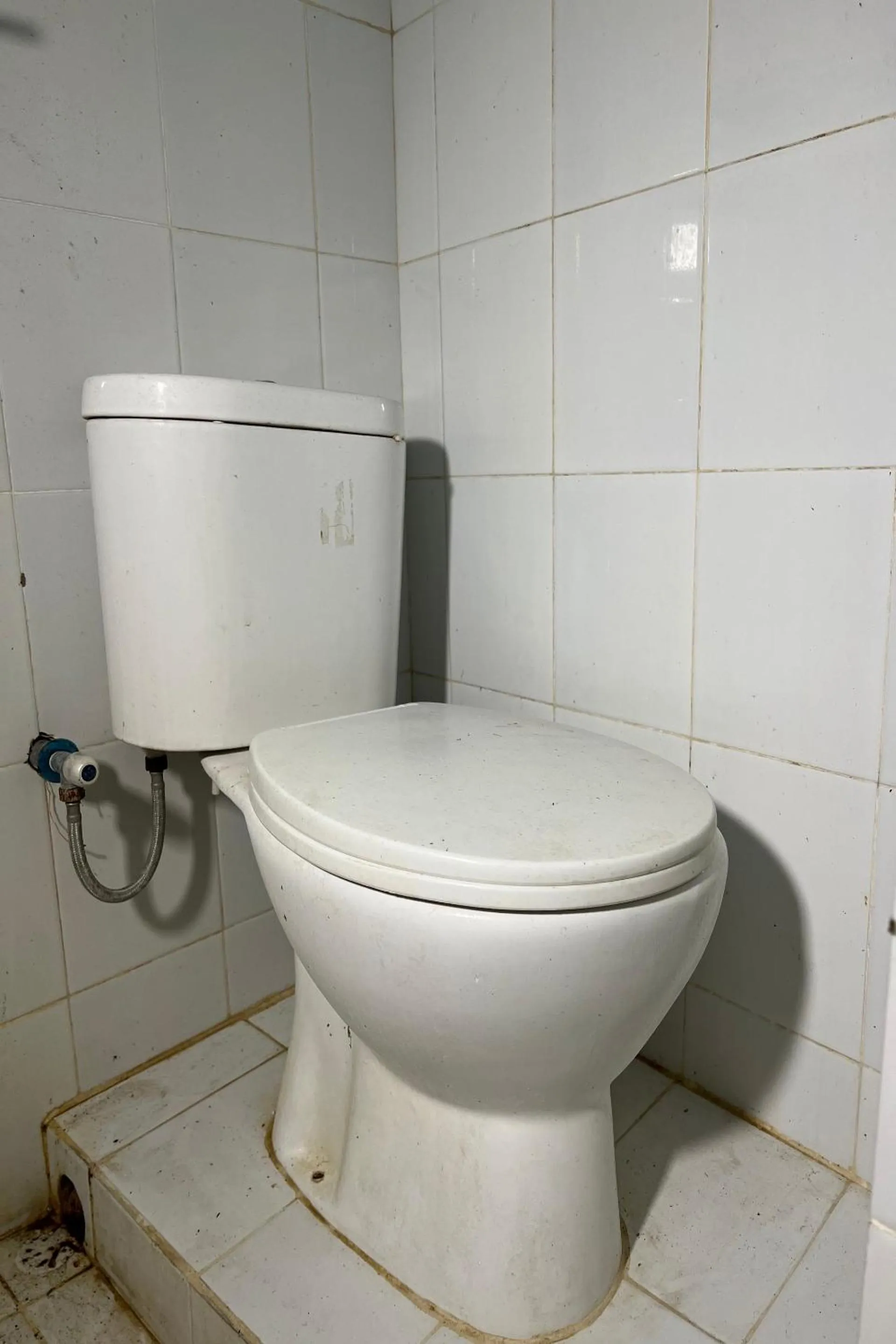 Bathroom in OYO 94015 Kost Alif Near Masjid Jami Nurul Huda