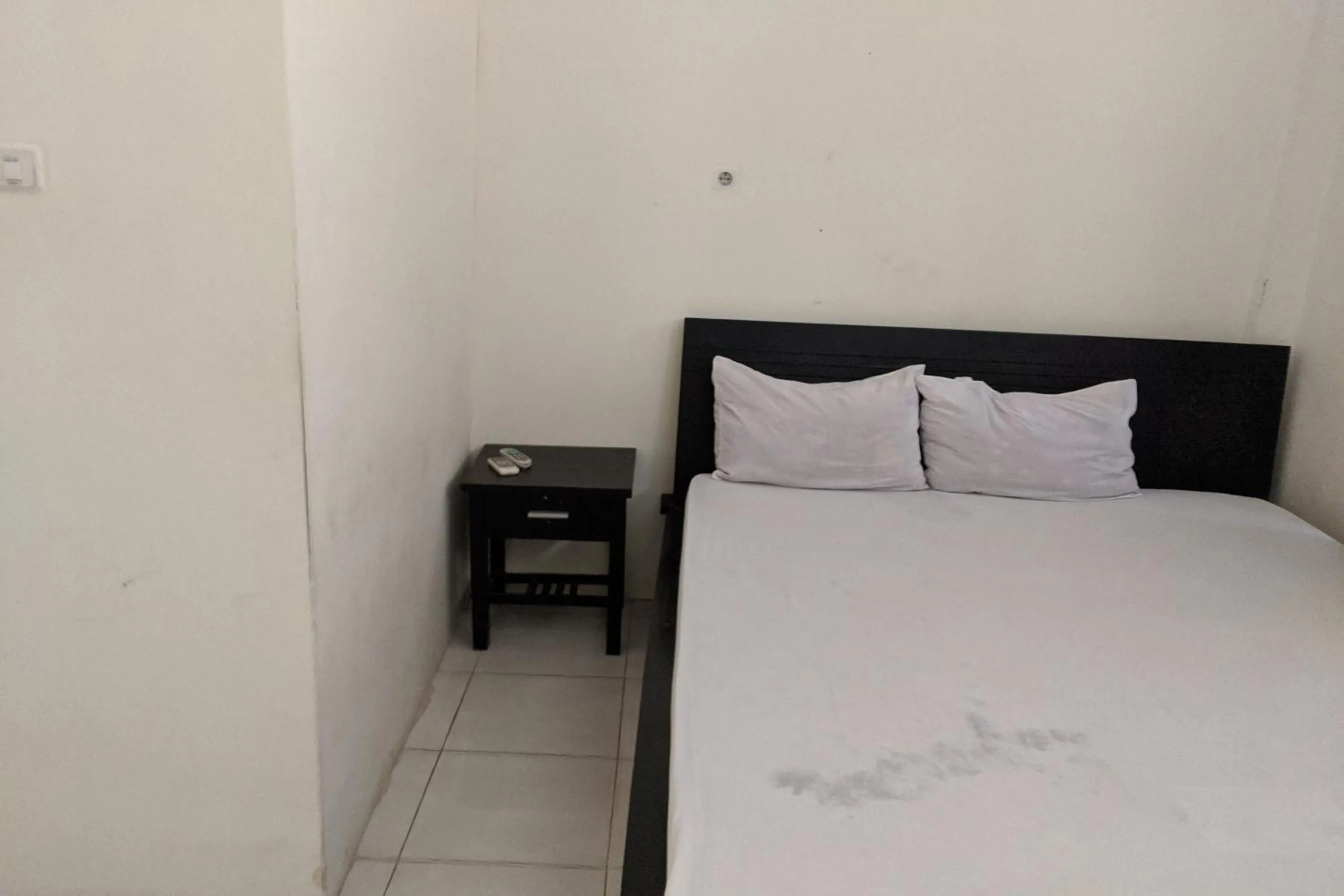 Bedroom, Bed in OYO 94015 Kost Alif Near Masjid Jami Nurul Huda