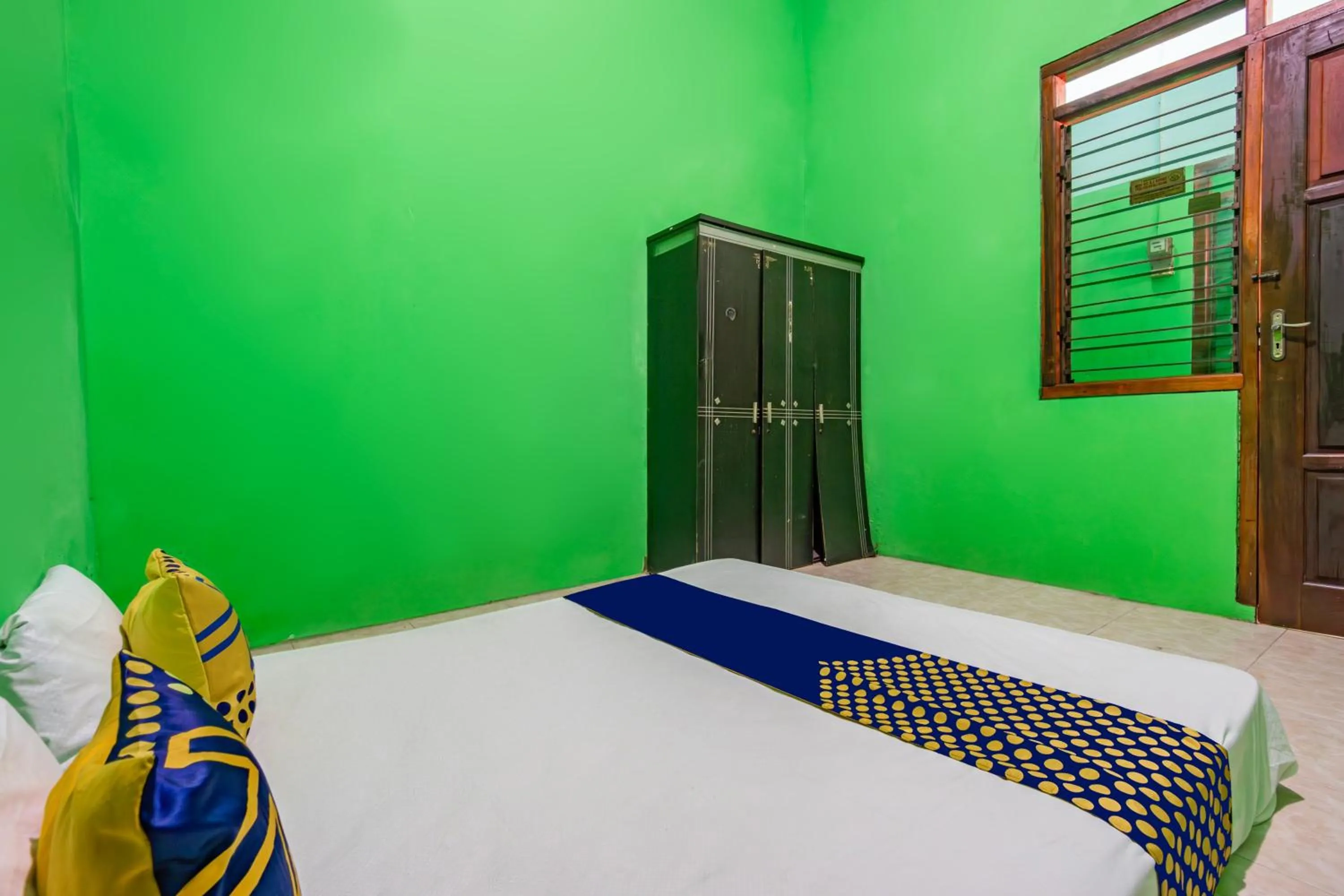 Hotel O Homestay Pak To Syariah