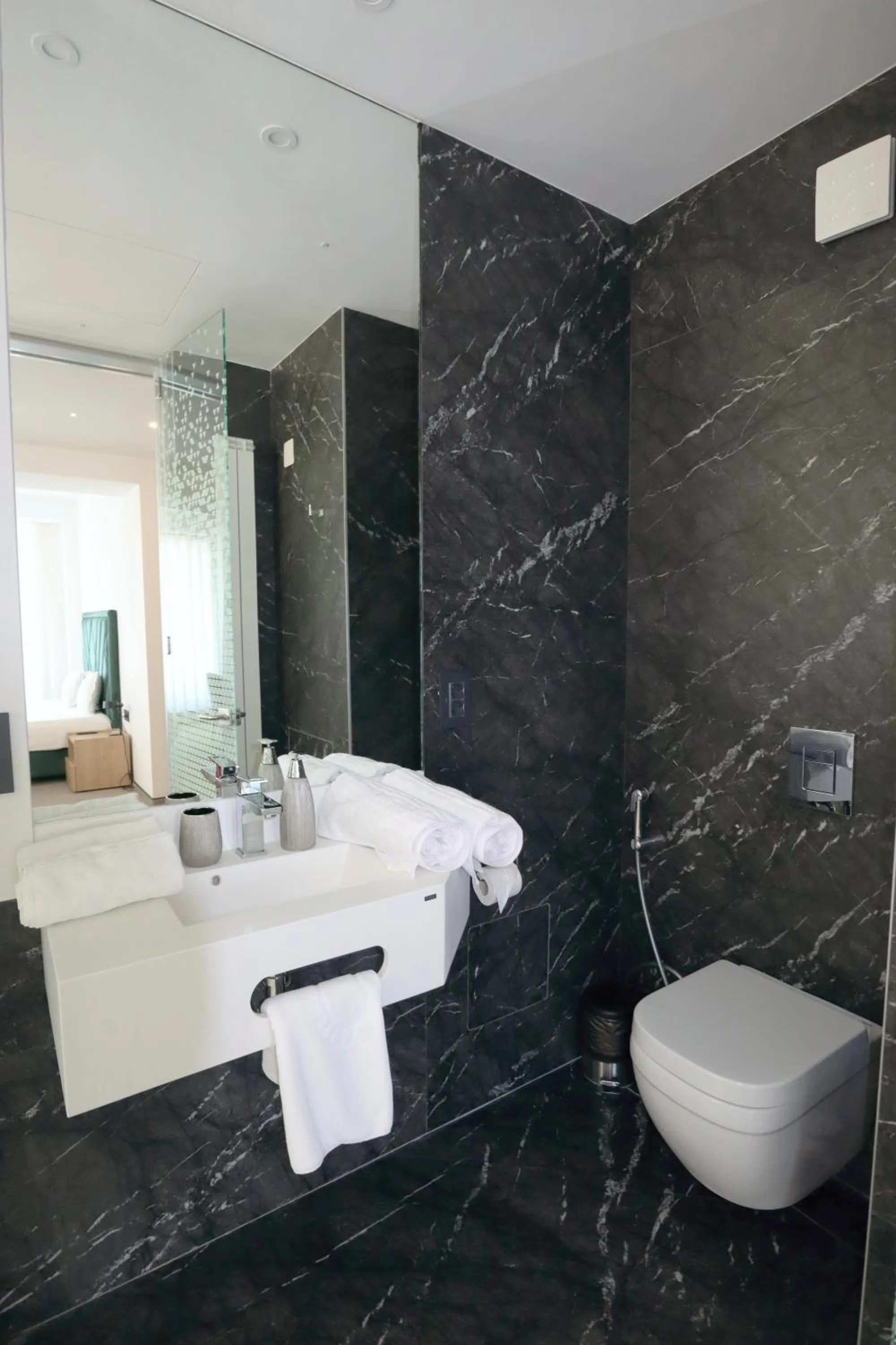 Bathroom in CM111Apparthotel